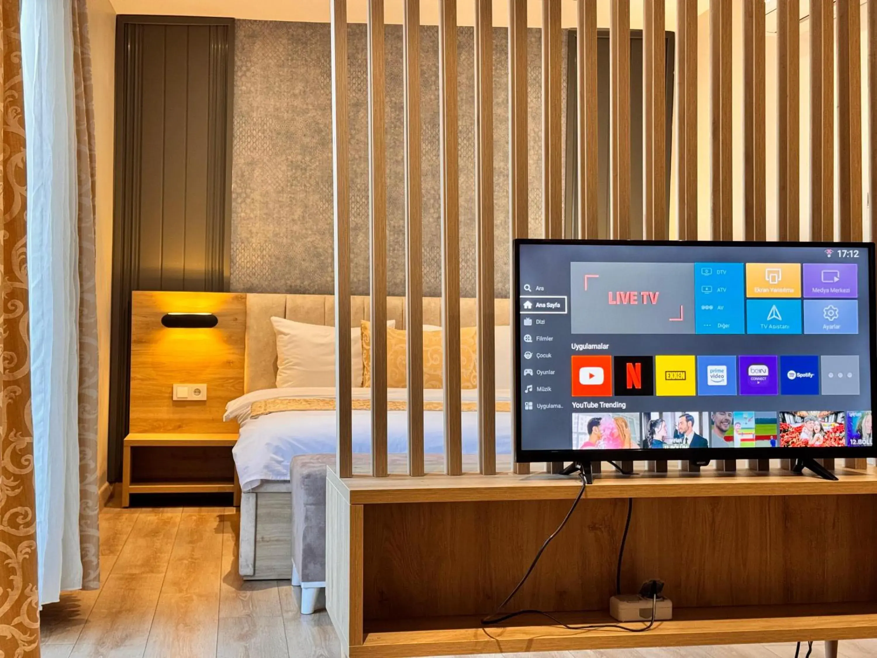 TV and multimedia, Bed in İNNPORT HOTEL TV and multimedia, Bed in İNNPORT HOTEL