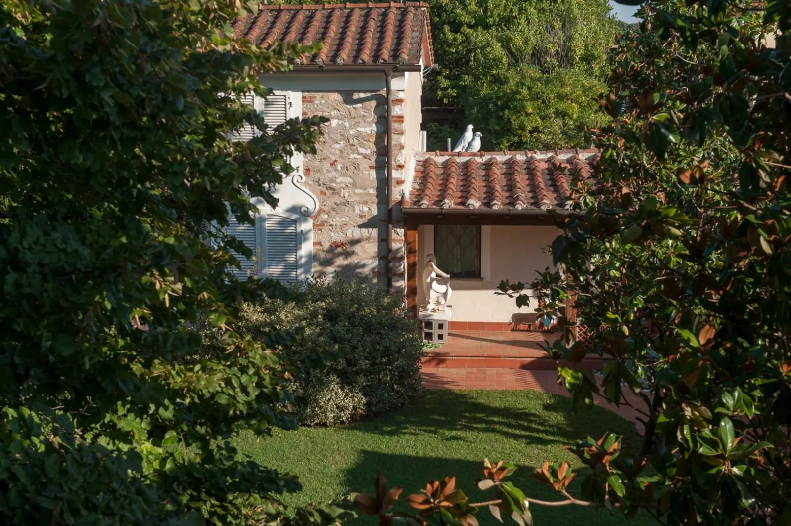Property Building in Villa Marinsky Pietrasanta