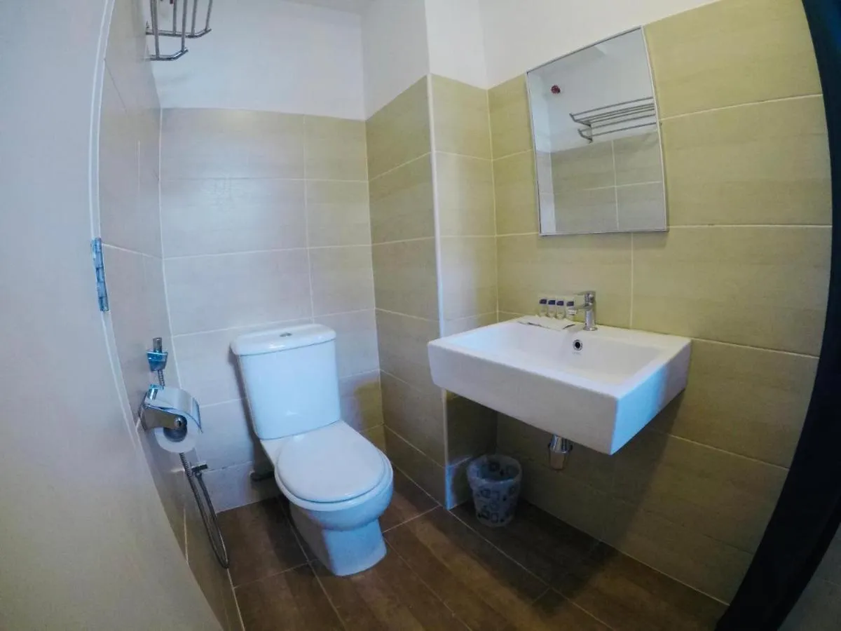 Golden Leaf Boutique Hotel Nusa Idaman Formerly Known as Ariana Hotel