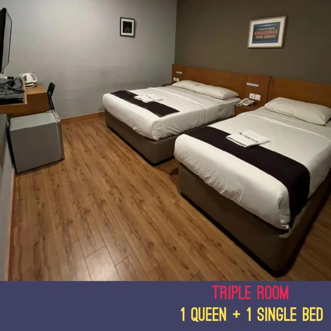 Bed in Golden Leaf Boutique Hotel Nusa Idaman Formerly Known as Ariana Hotel