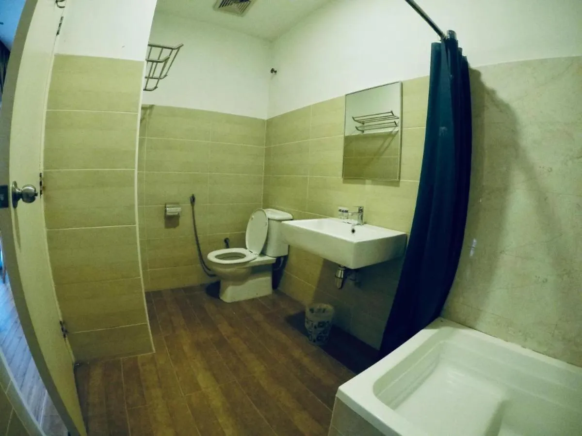 Golden Leaf Boutique Hotel Nusa Idaman Formerly Known as Ariana Hotel