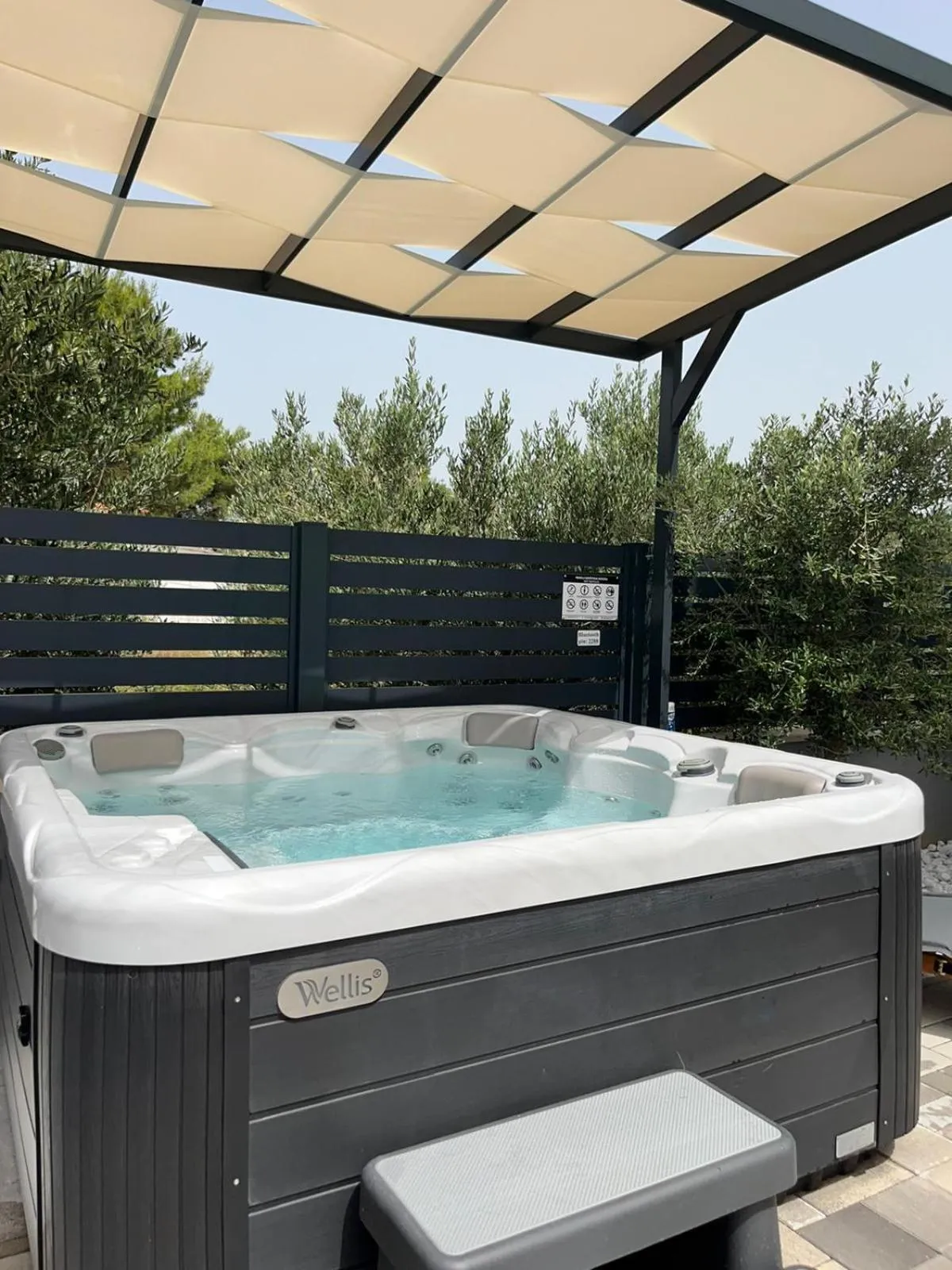 Hot Tub in Villa Carpe diem