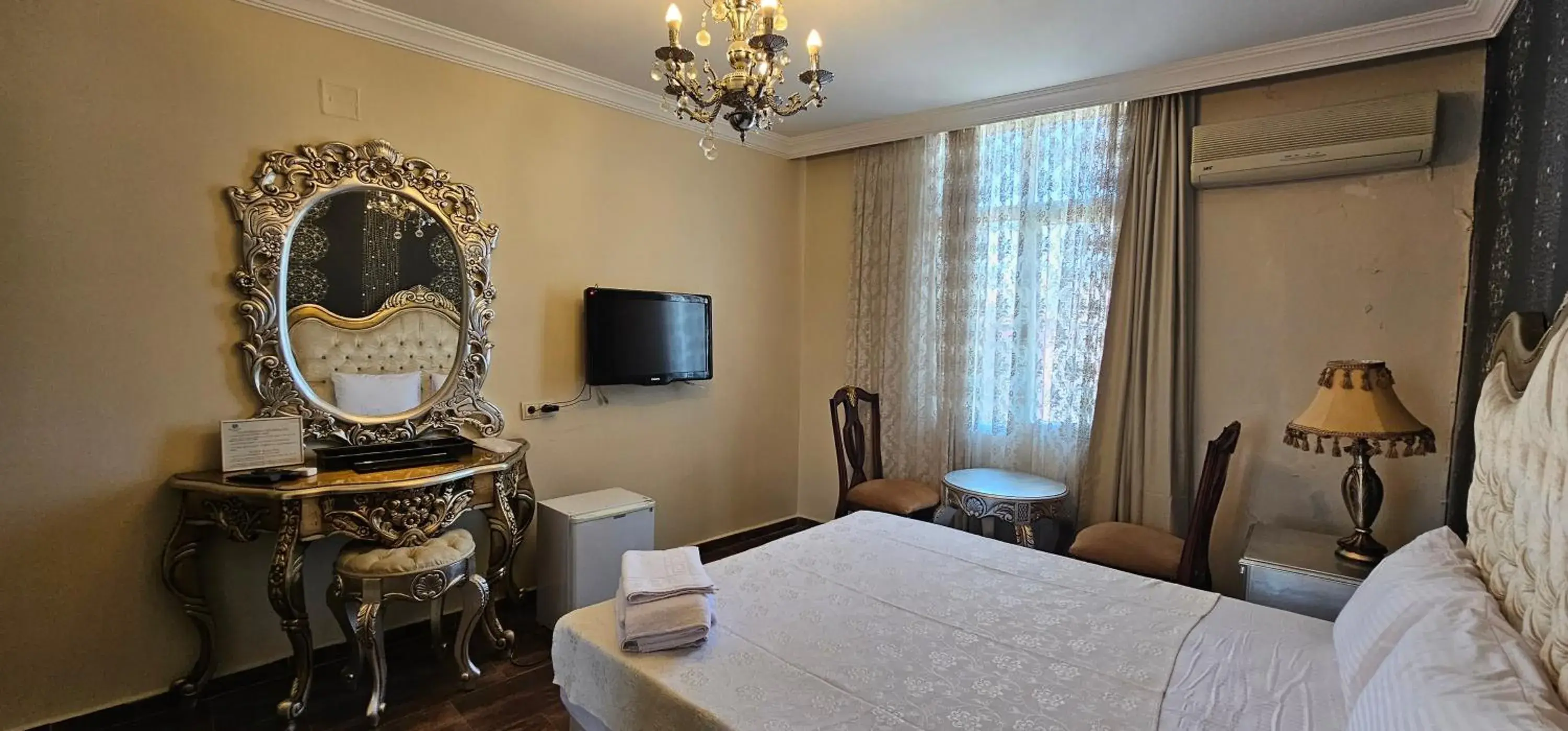 Bed in Adana Koza Hotel Bed in Adana Koza Hotel