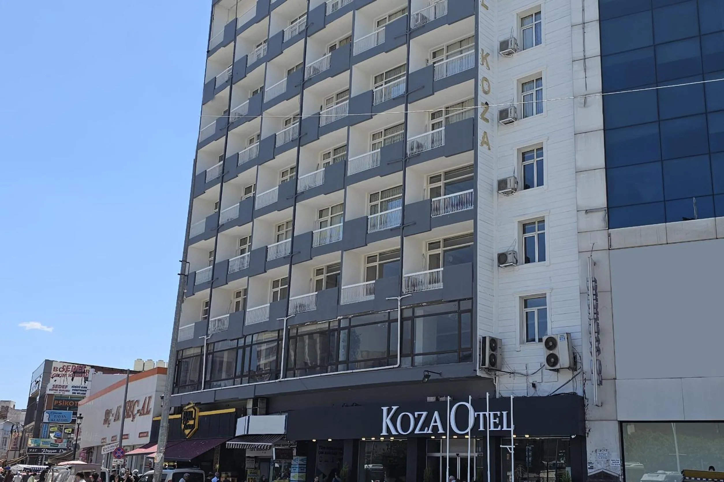 Property building in Adana Koza Hotel