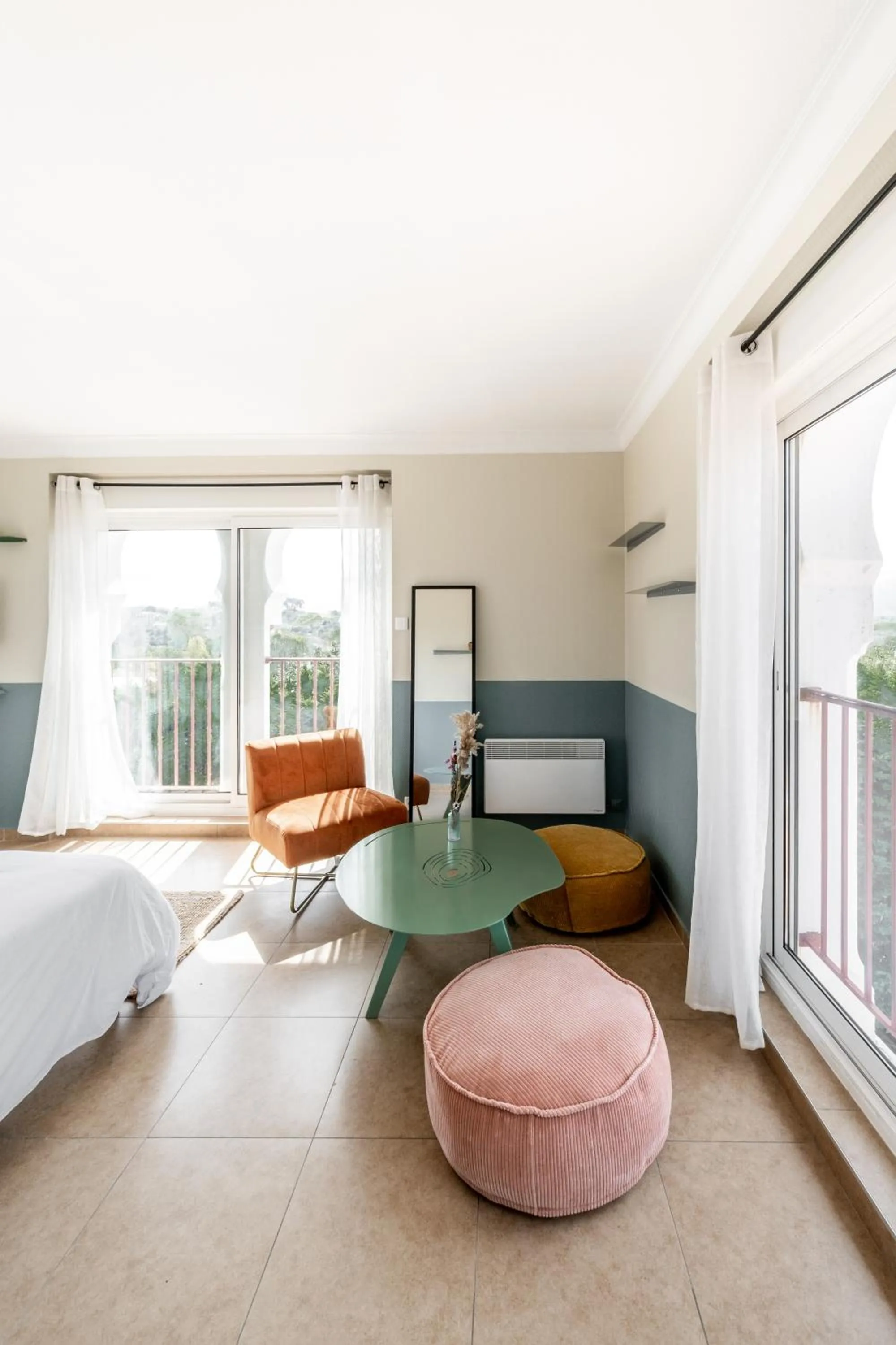 Bed in Résidence Château d'Acotz - Appartements avec piscine à 300m des Plages & Océan