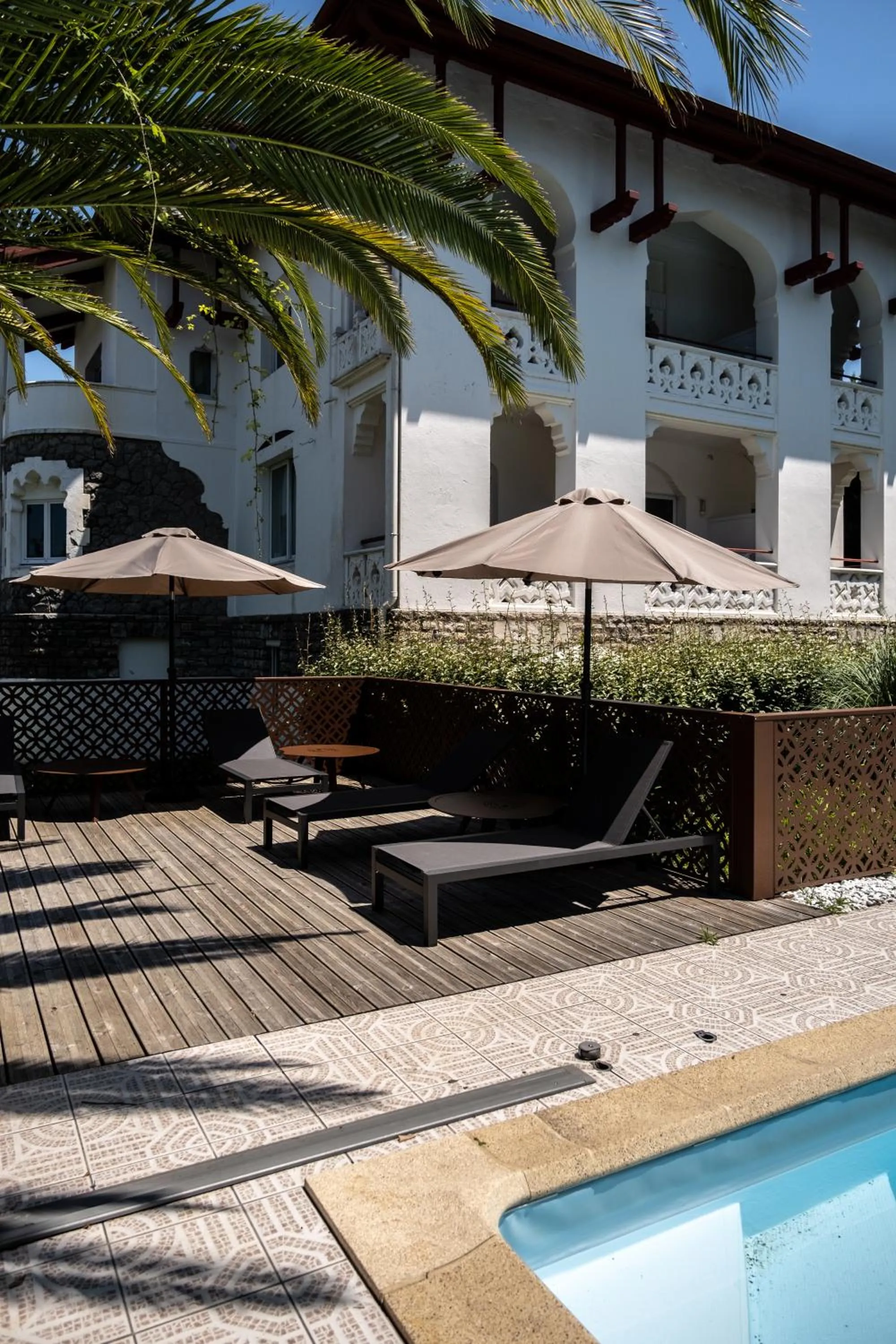 Pool view in Résidence Château d'Acotz - Appartements avec piscine à 300m des Plages & Océan