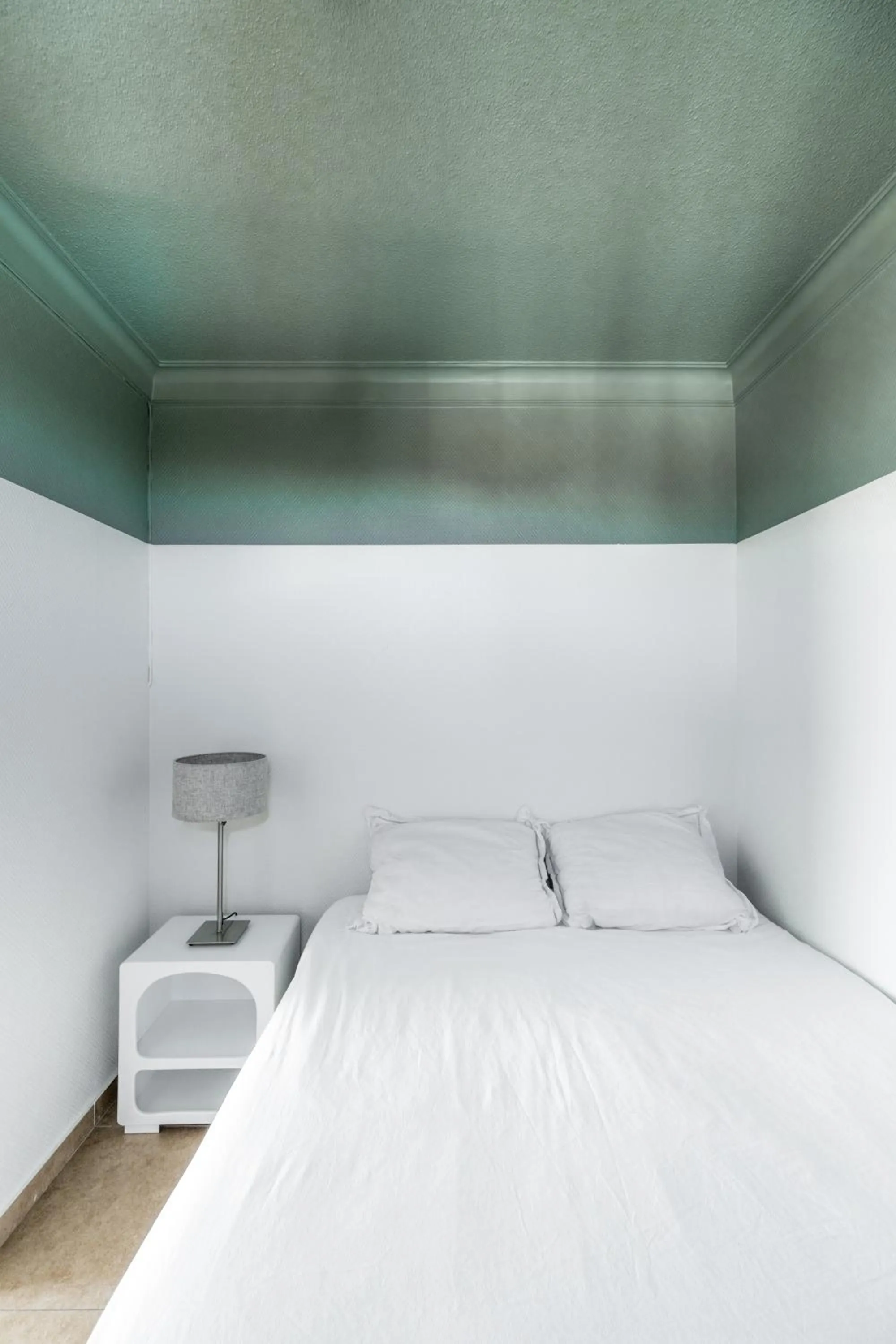 Bed in Résidence Château d'Acotz - Appartements avec piscine à 300m des Plages & Océan