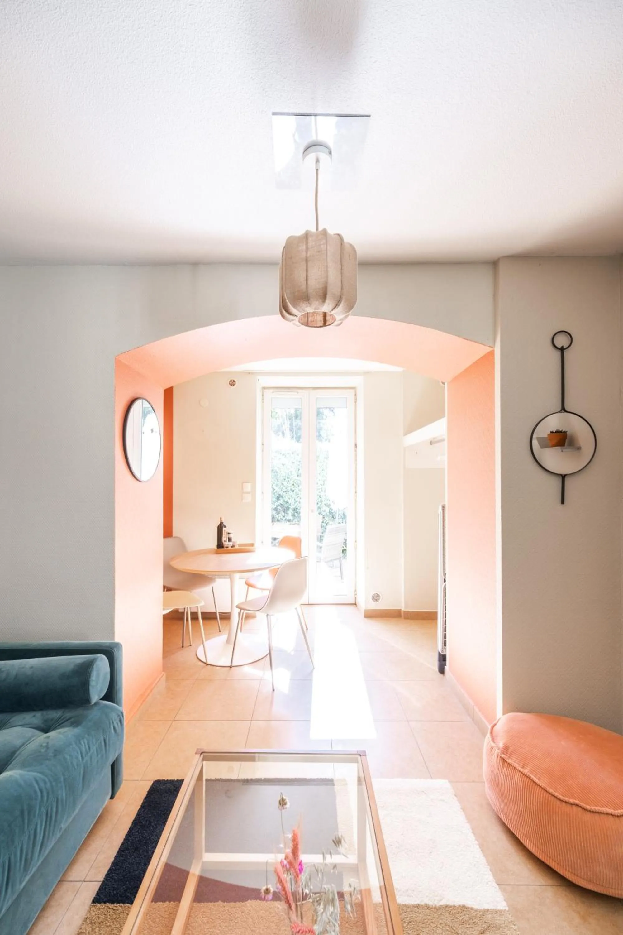 Living room in Résidence Château d'Acotz - Appartements avec piscine à 300m des Plages & Océan