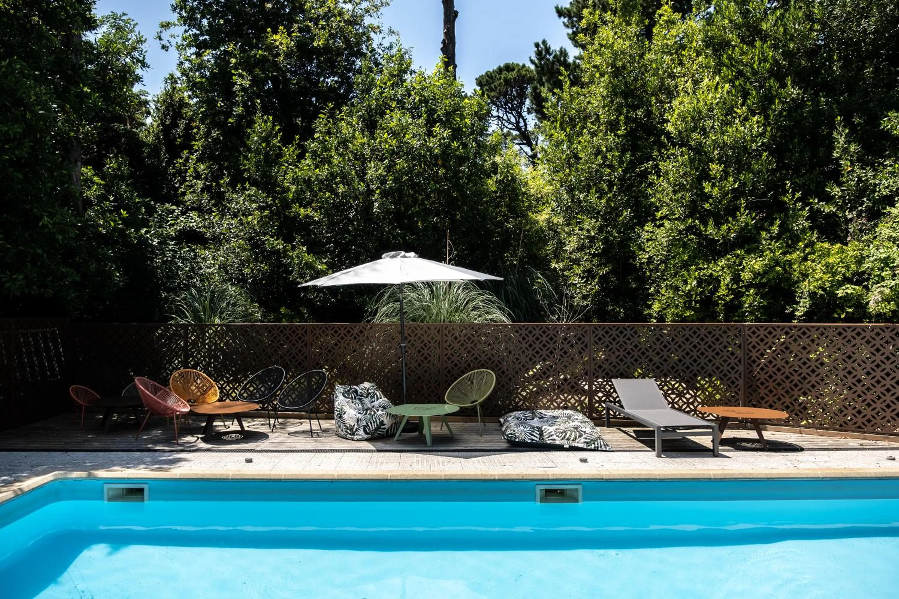 Pool view in Résidence Château d'Acotz - Appartements avec piscine à 300m des Plages & Océan