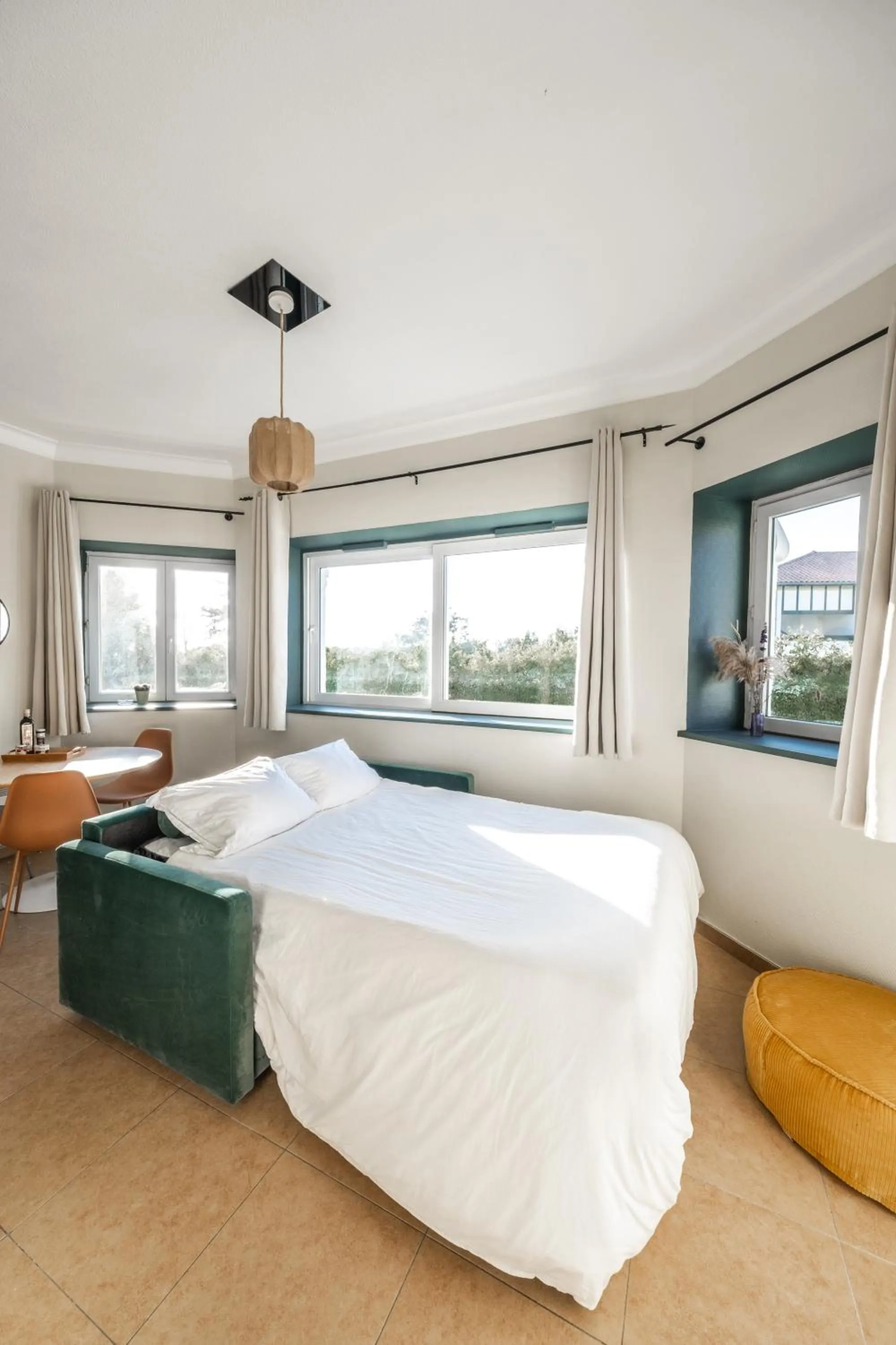 Bed in Résidence Château d'Acotz - Appartements avec piscine à 300m des Plages & Océan