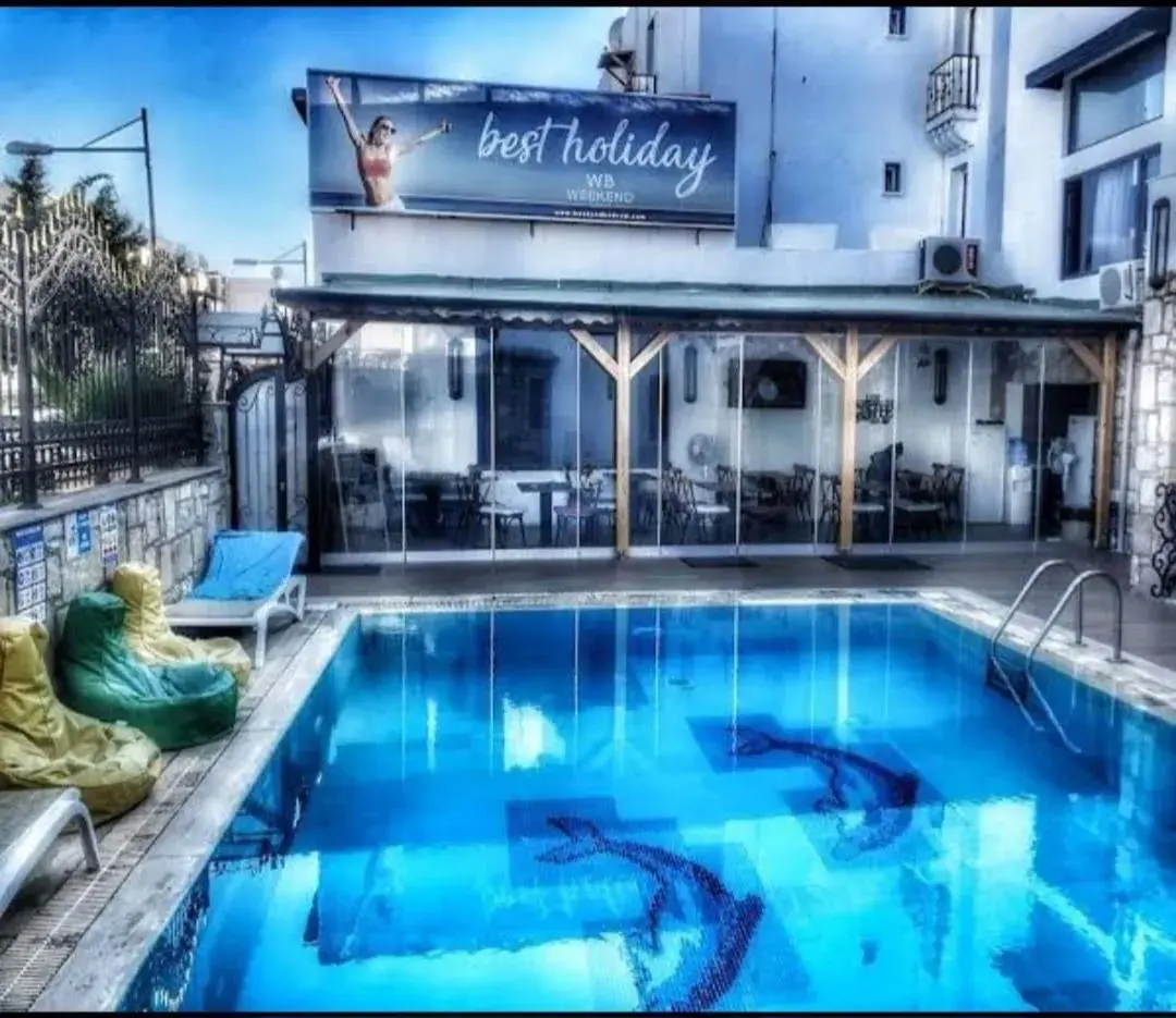 Property building in WB Weekend Otel Property building in WB Weekend Otel