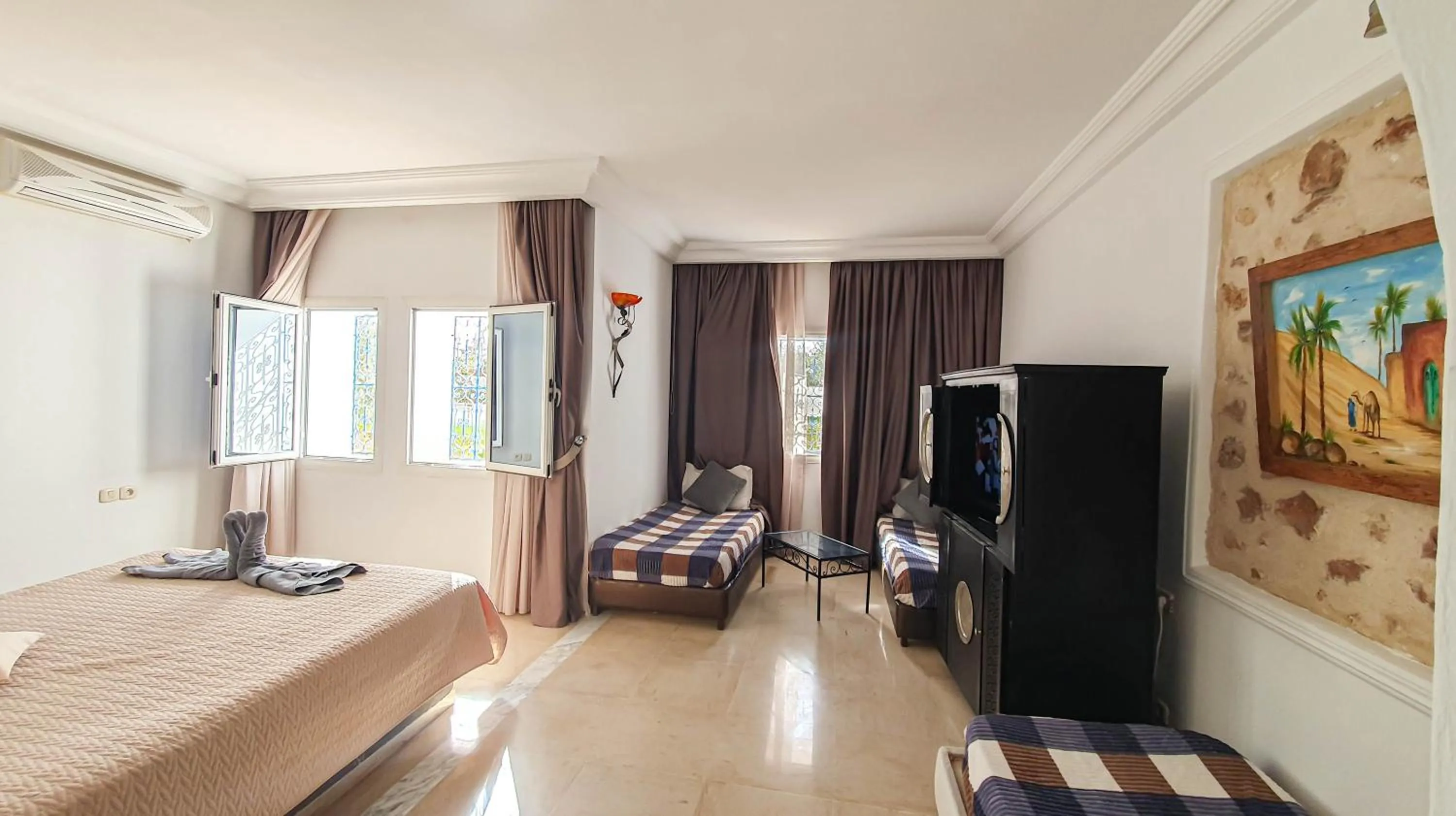 Photo of the whole room, Bed in Le Patio de Mezraya