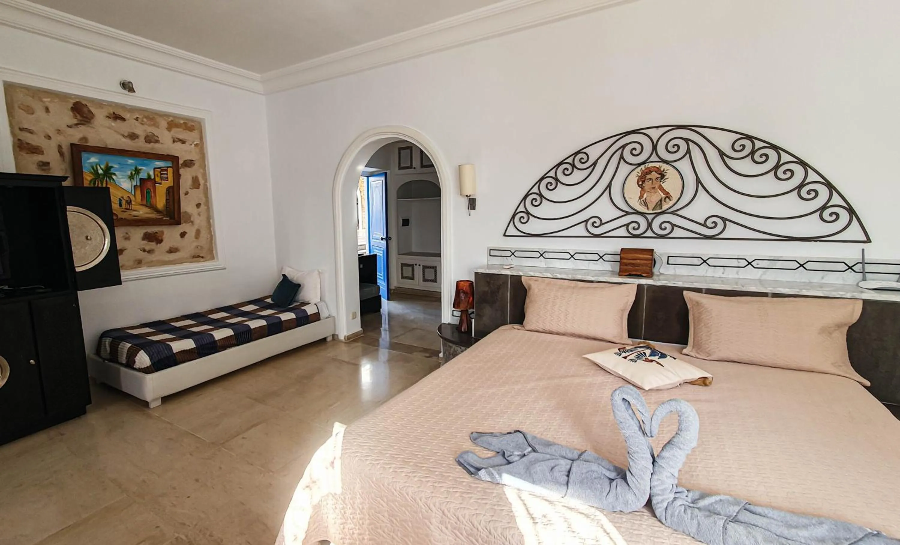 Photo of the whole room, Bed in Le Patio de Mezraya