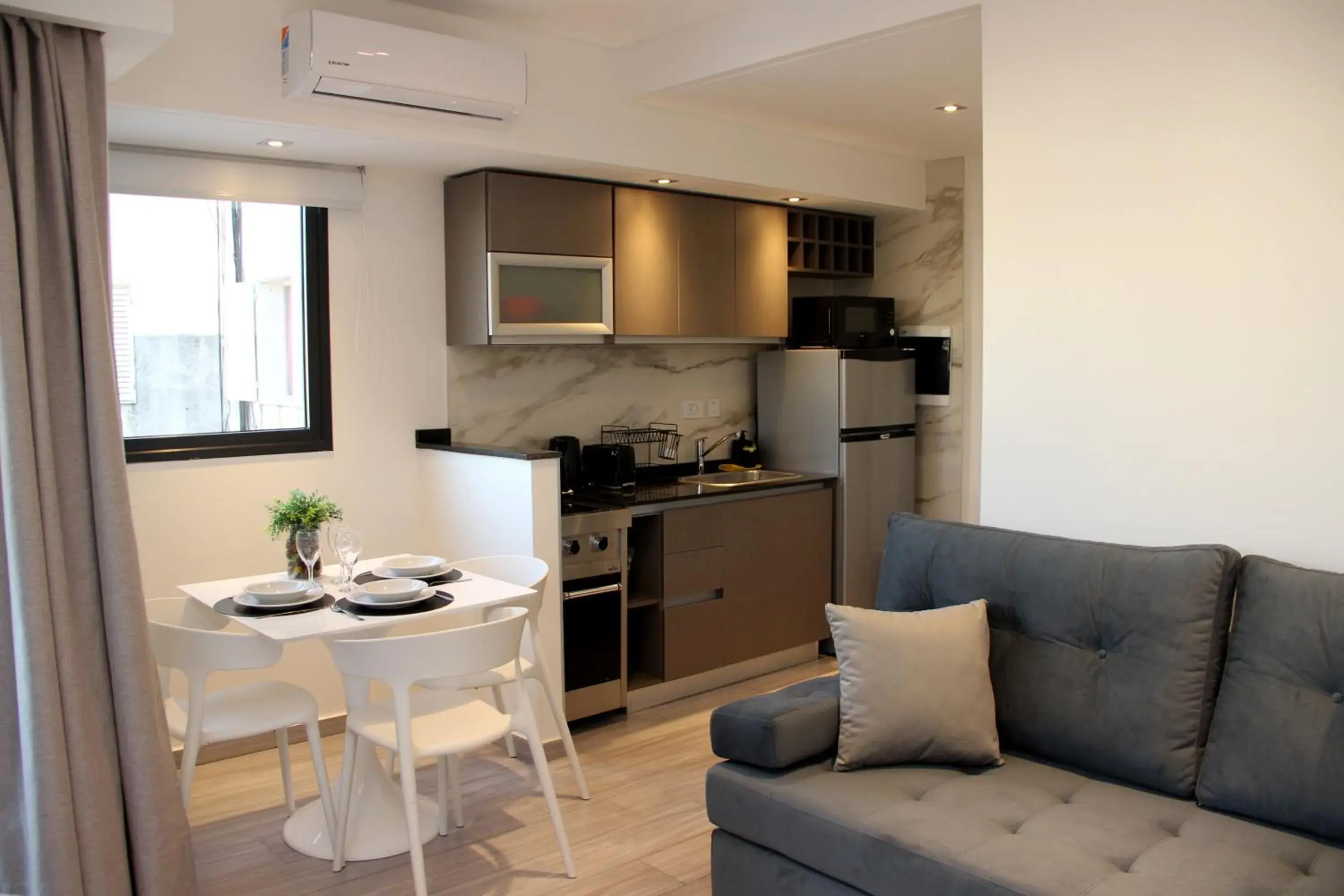 Studio with Balcony in In House BA - Le coq Studio with Balcony in In House BA - Le coq