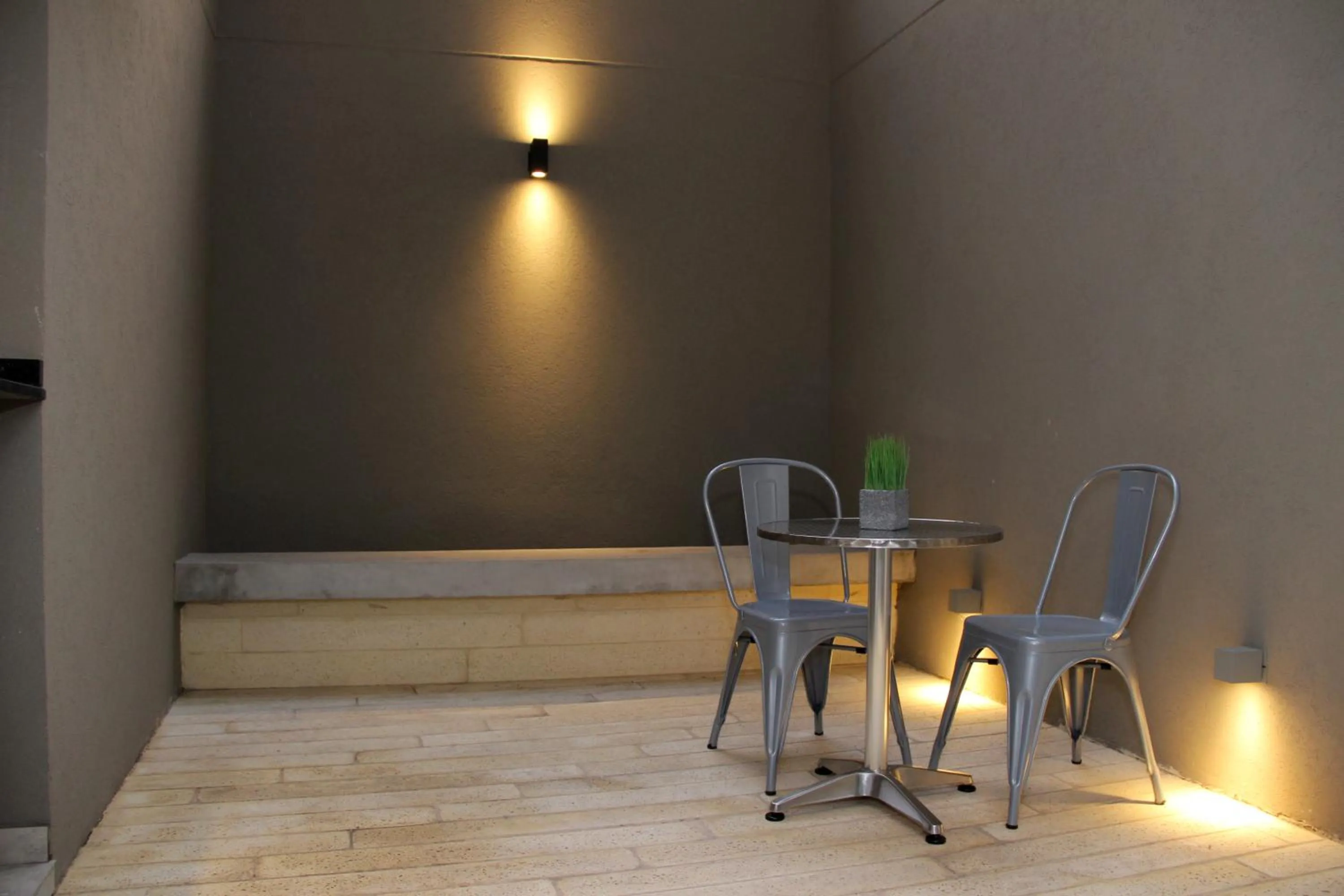 Patio in In House BA - Le coq