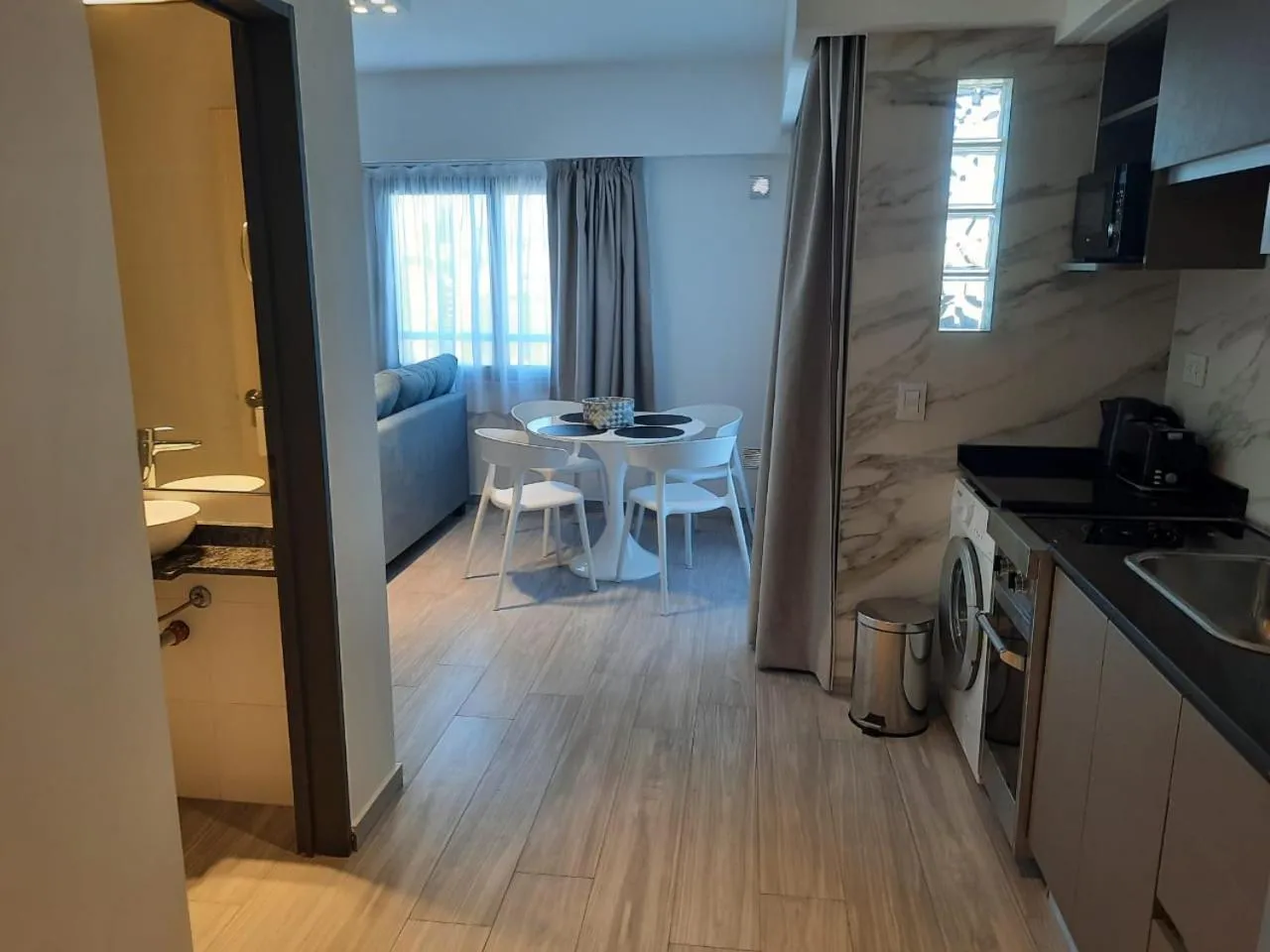 Kitchen or kitchenette in In House BA - Le coq