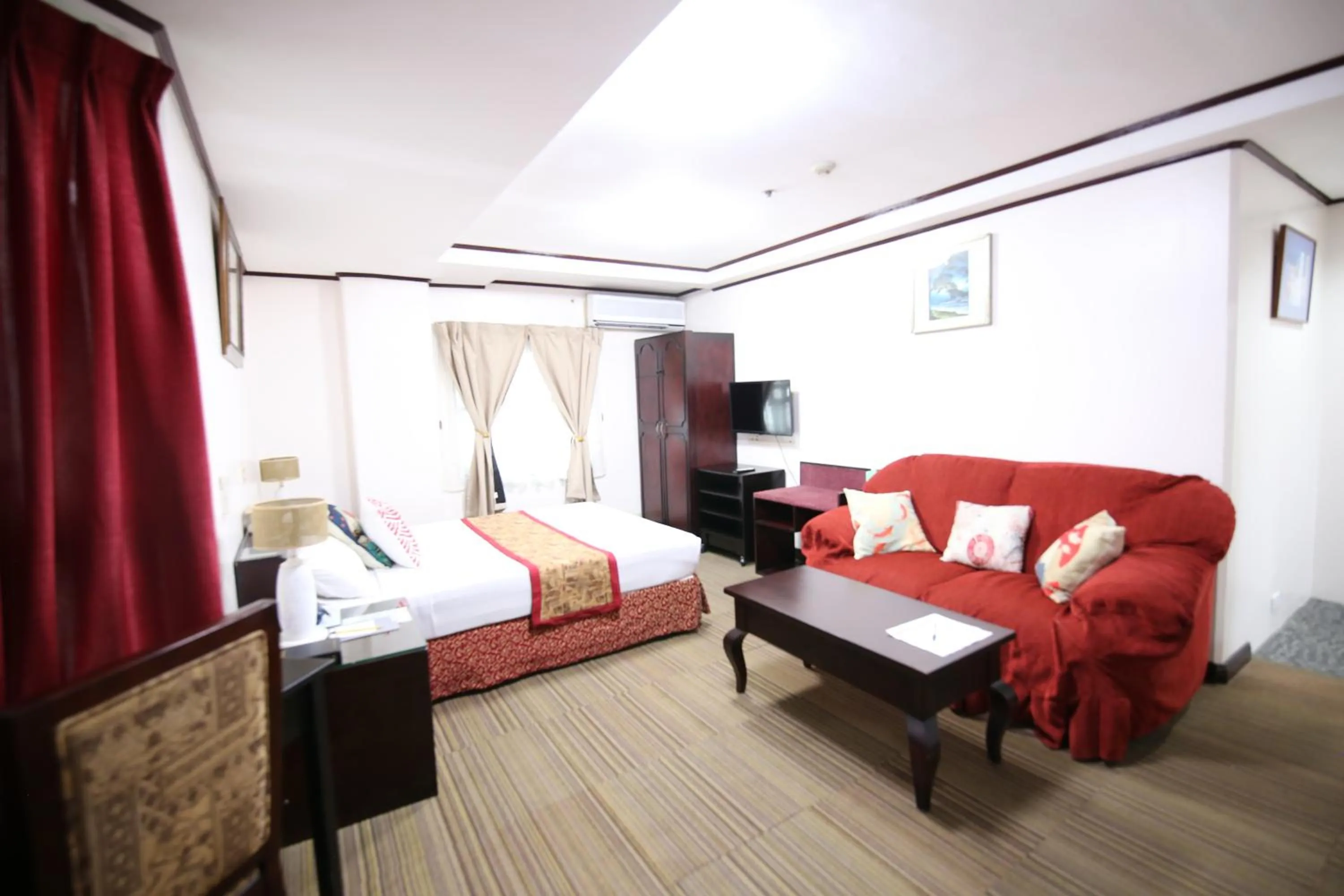 Bed in Hotel Asia Cebu