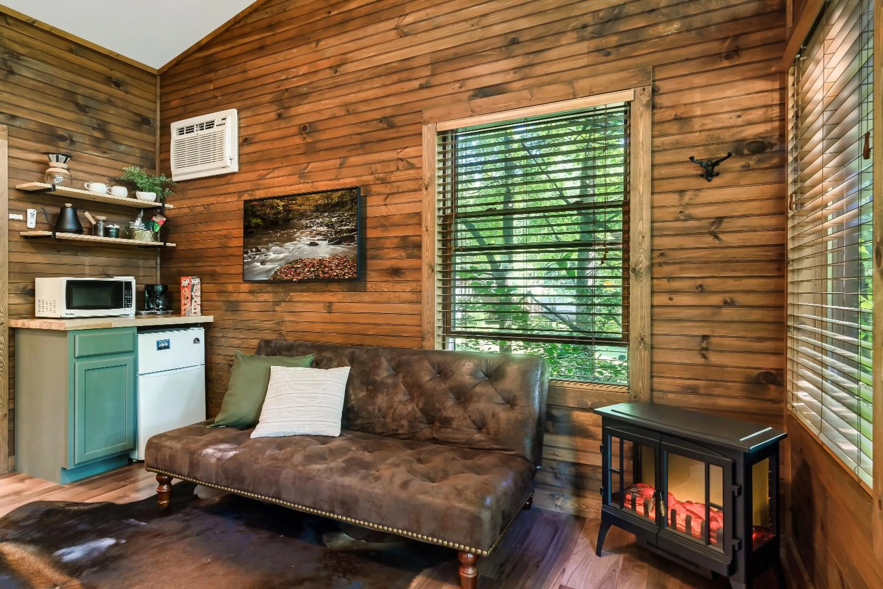 Rivers Edge Treehouses