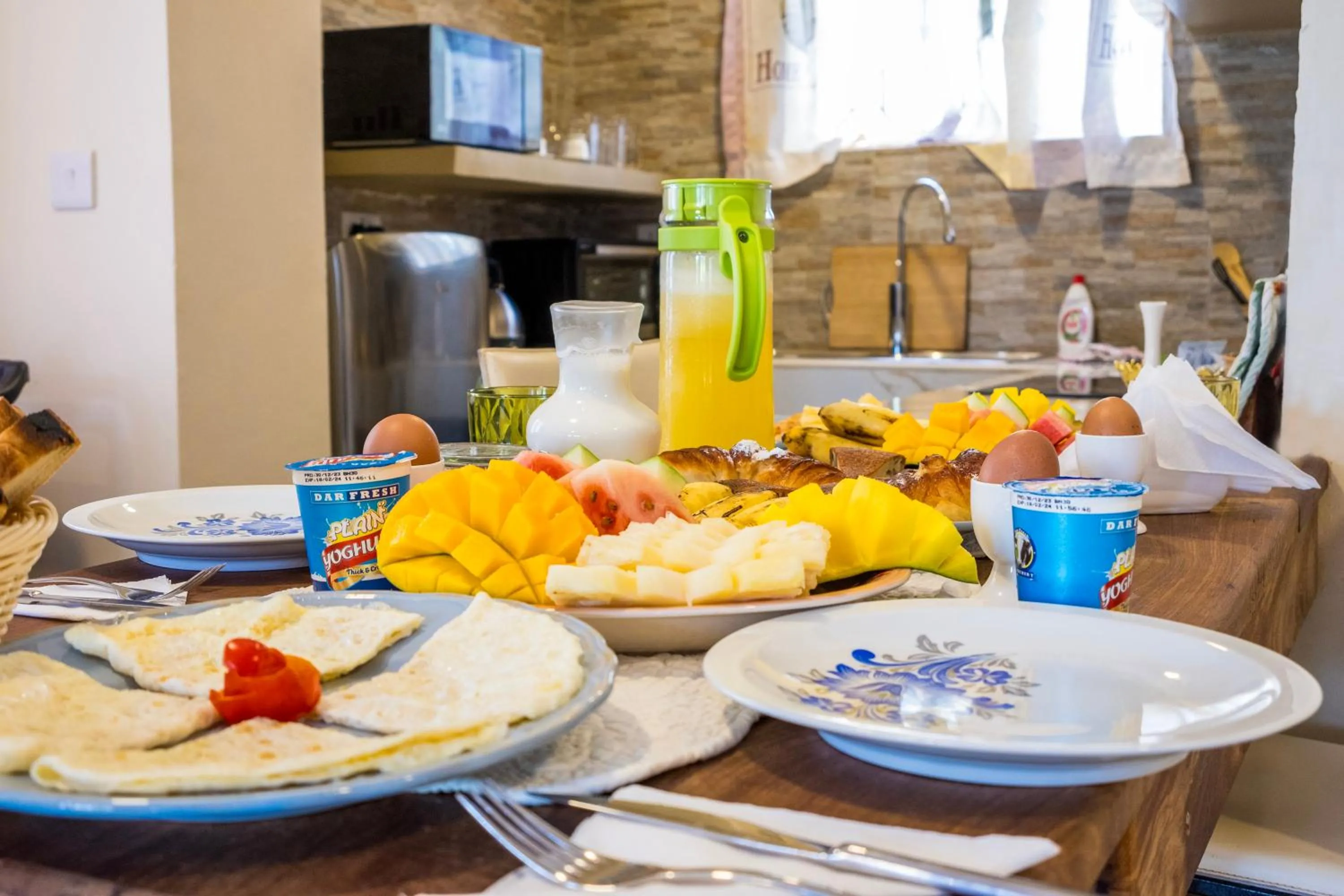 Food and drinks in RoRi Private Luxury Villas
