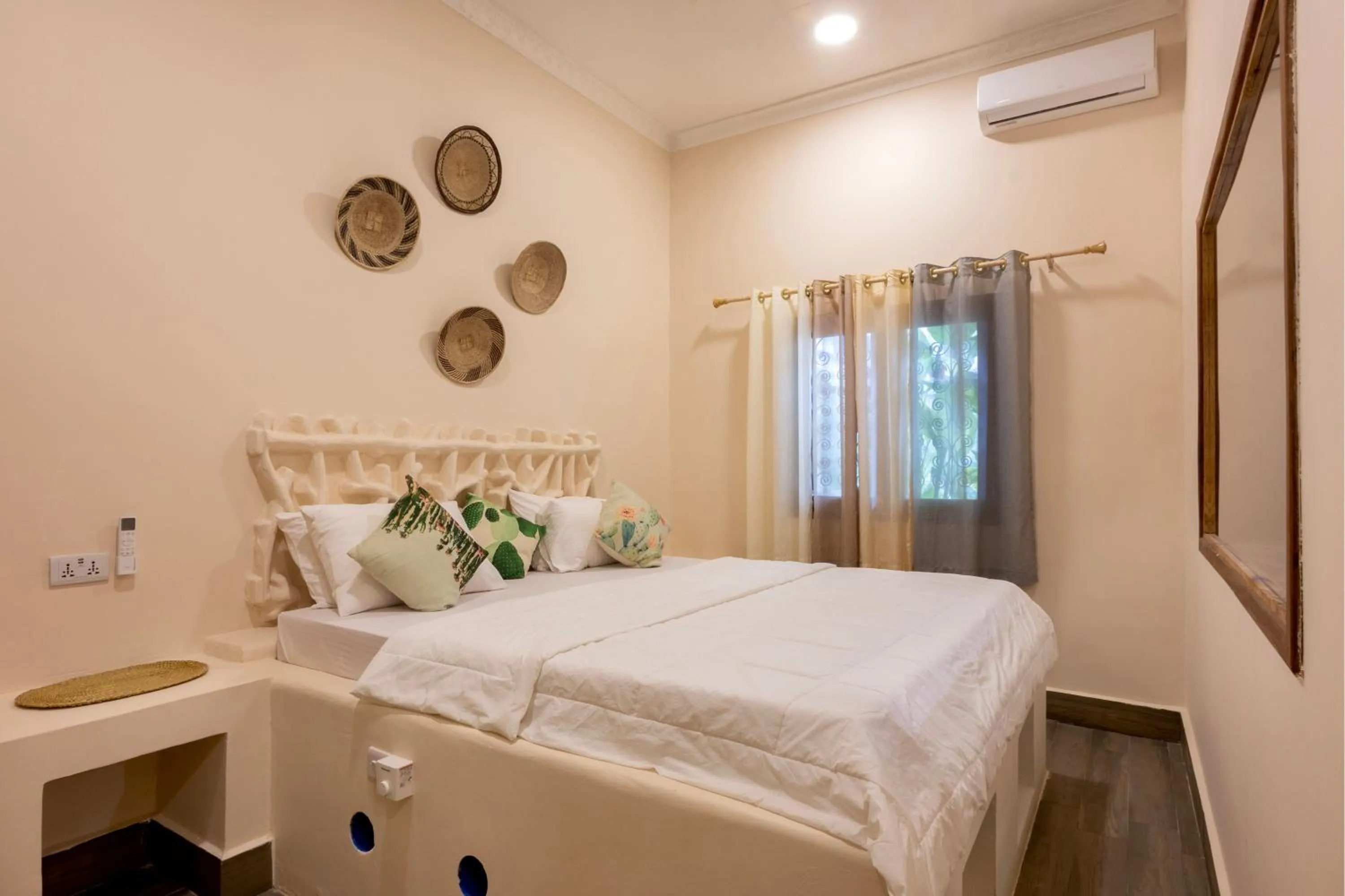 Bedroom, Bed in RoRi Private Luxury Villas