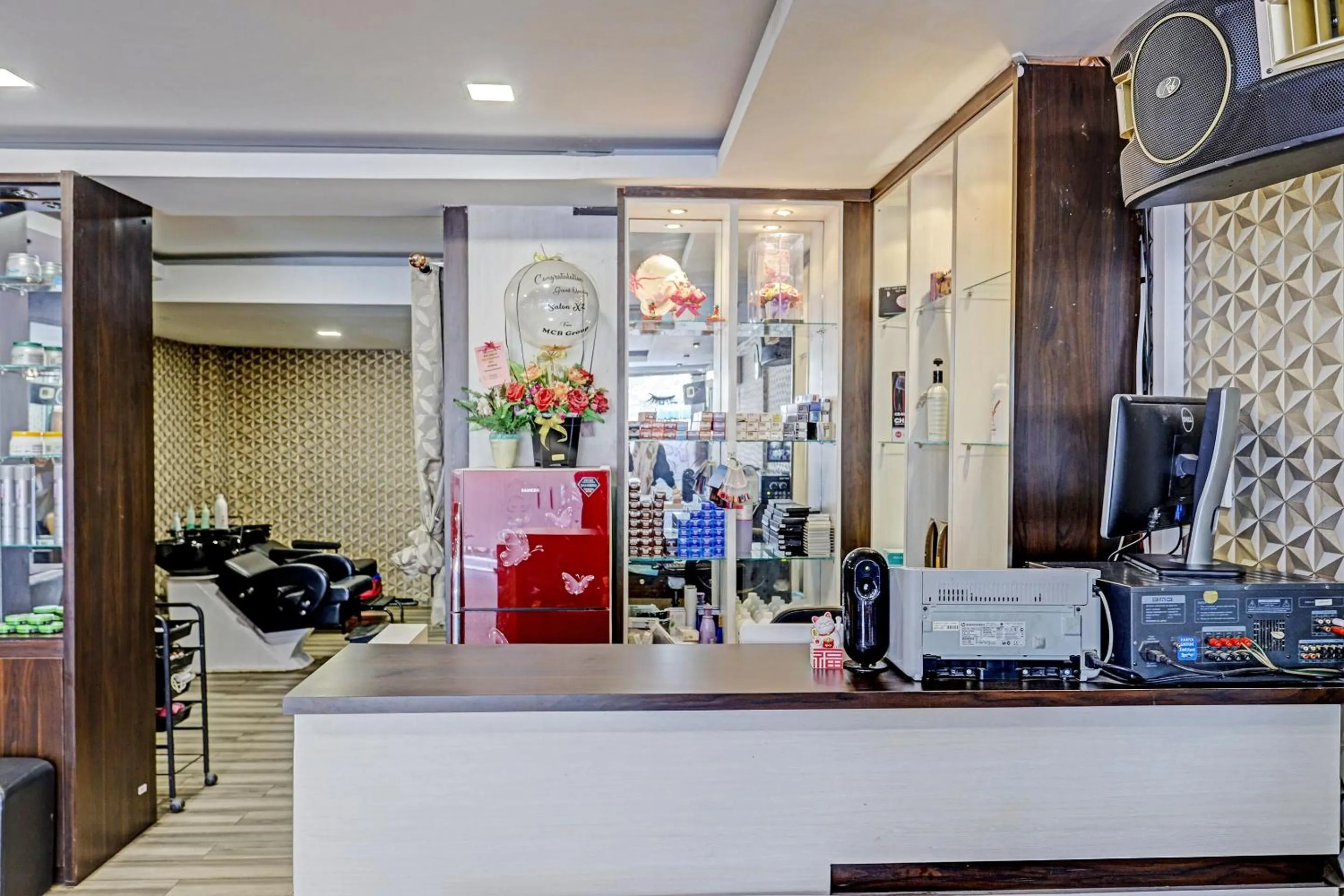 Lobby or reception in Hotel O Nagoya House Syariah