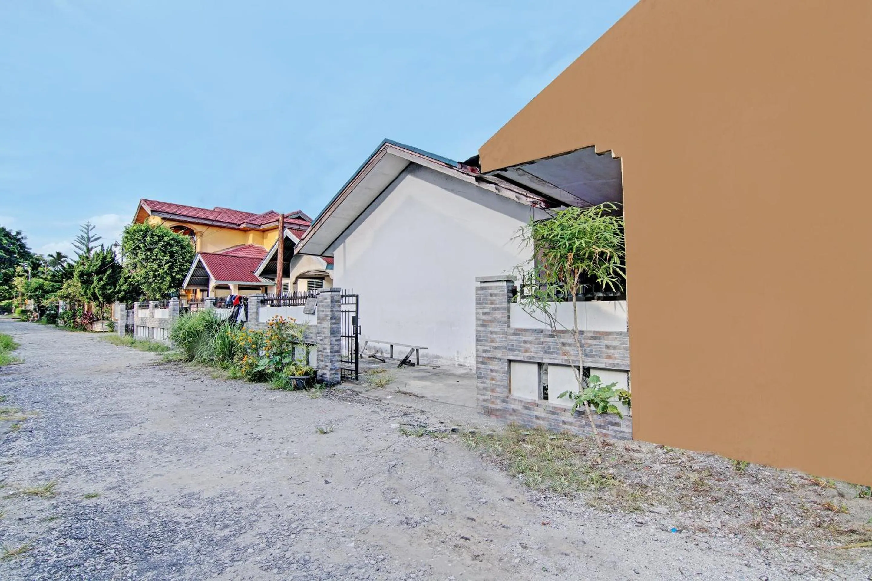 Facade/entrance in Hotel O Teguh Homestay Syariah