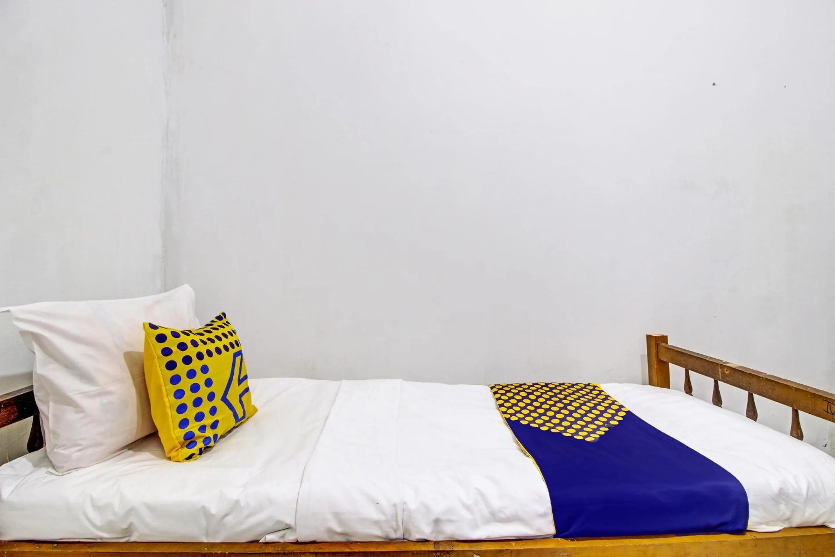 Bedroom, Bed in Hotel O Luqman Kostel Syariah