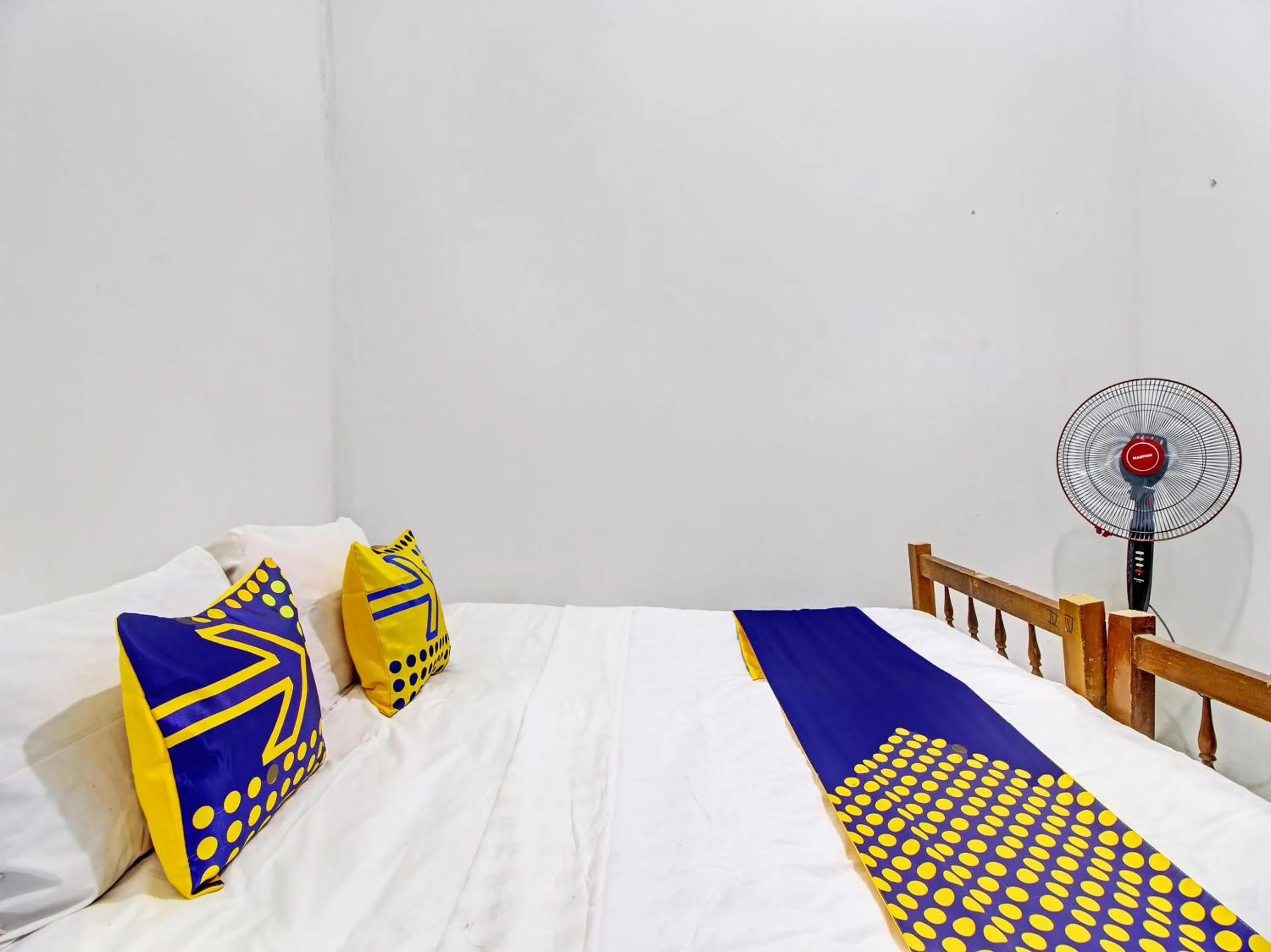 Bedroom, Bed in Hotel O Luqman Kostel Syariah