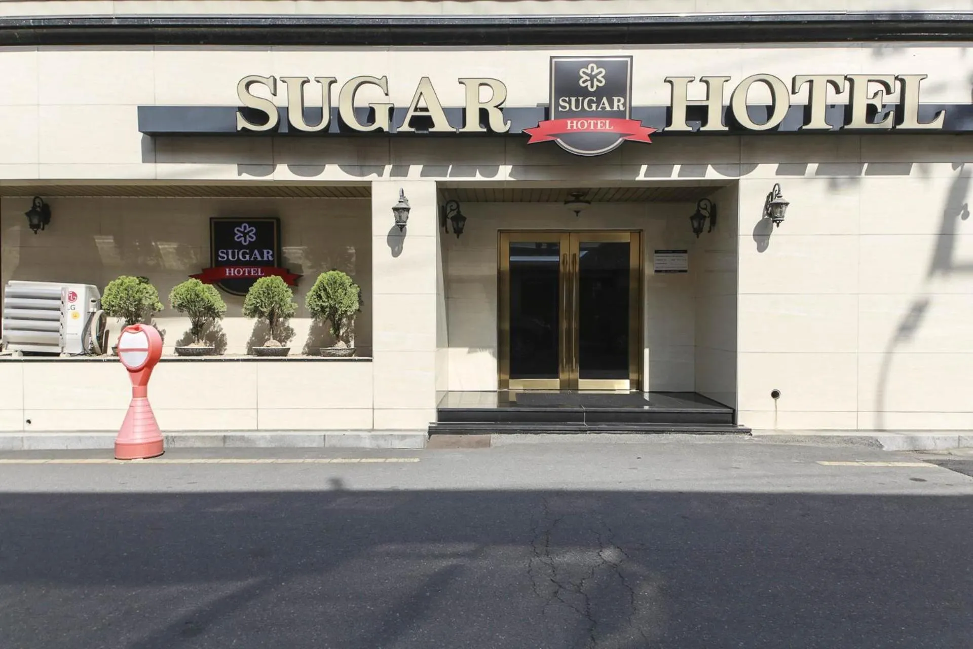Property building in Sugar Hotel