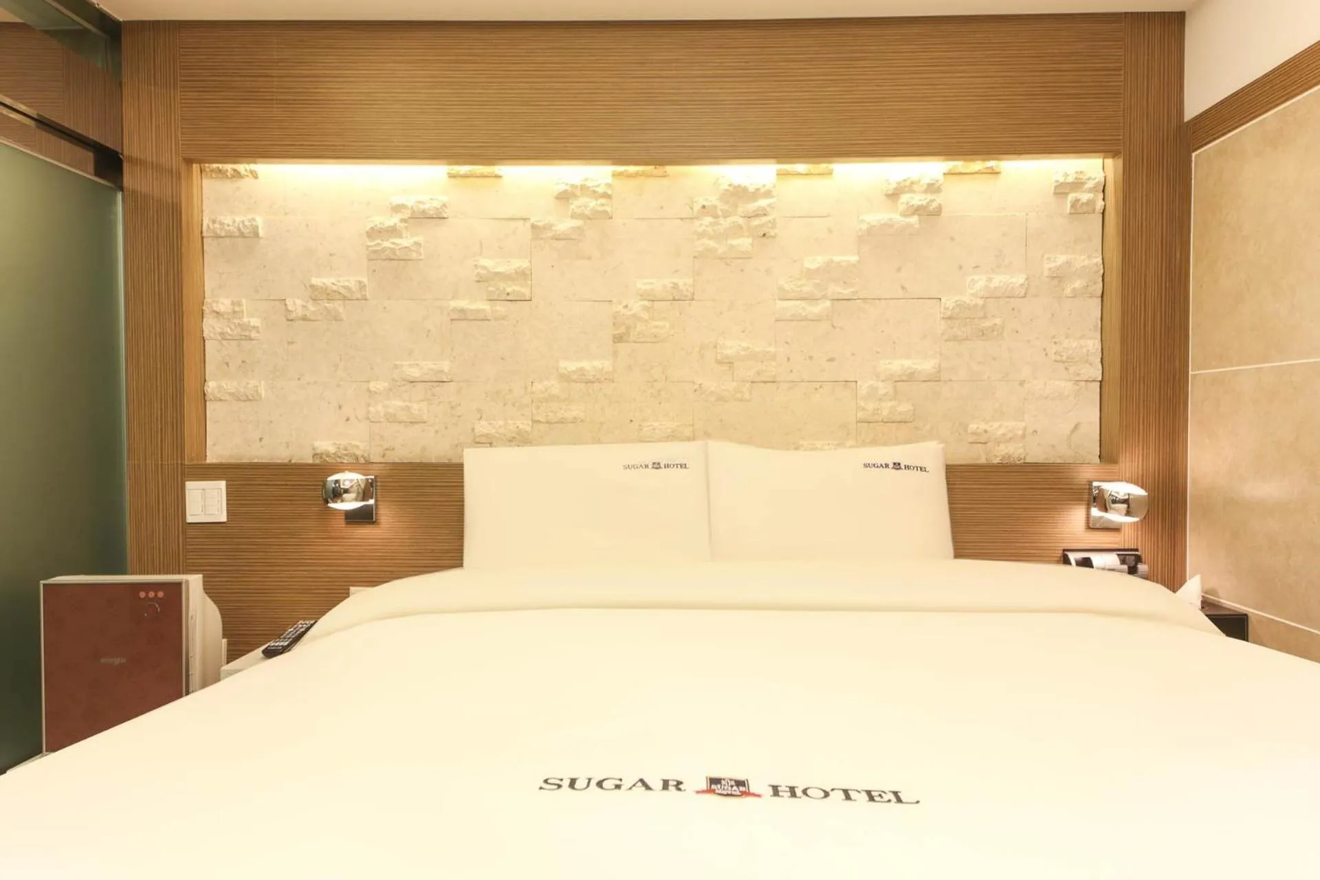 Bed in Sugar Hotel