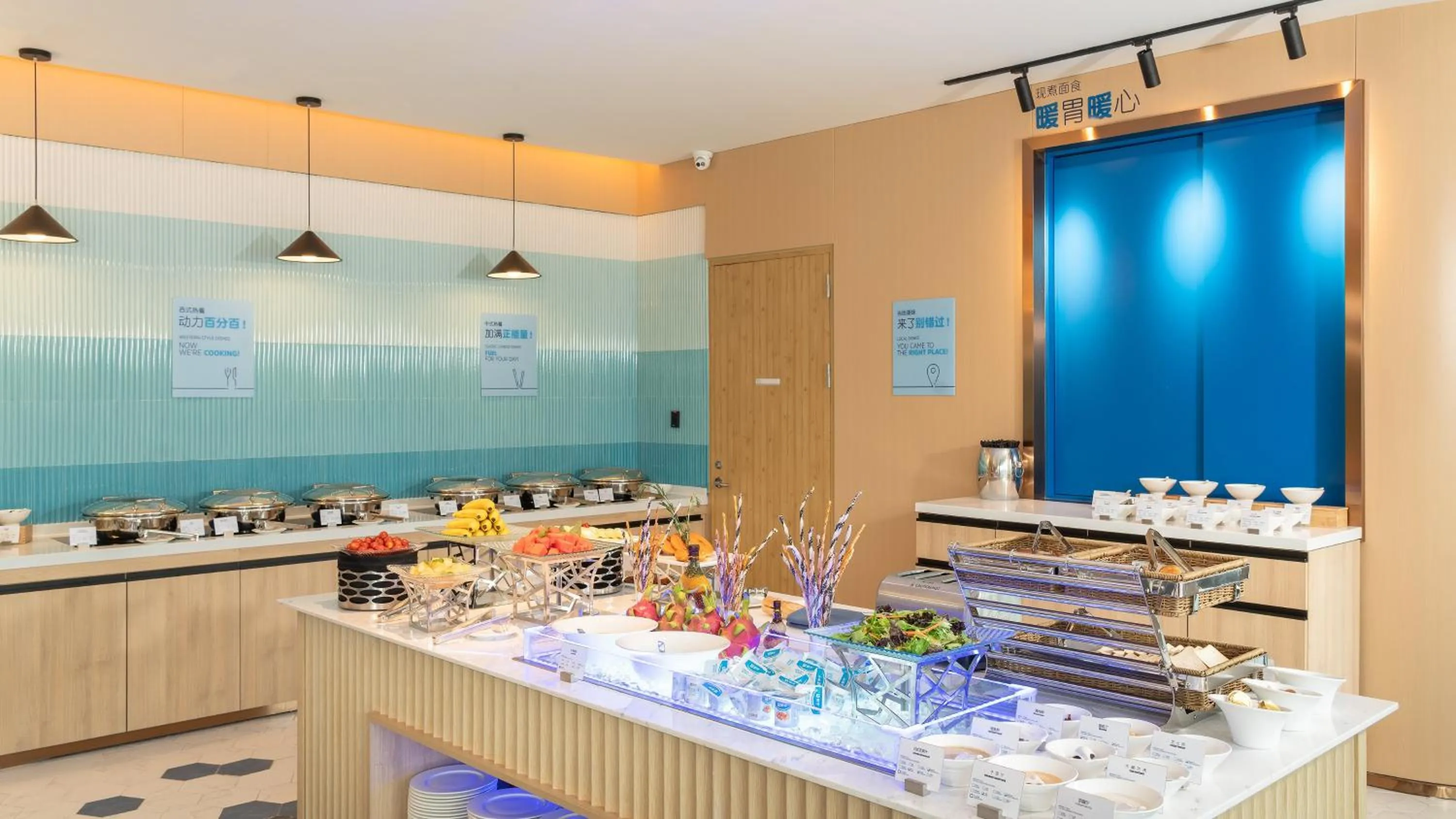 Restaurant/places to eat in Holiday Inn Express Dalian Golden Pebble Beach by IHG