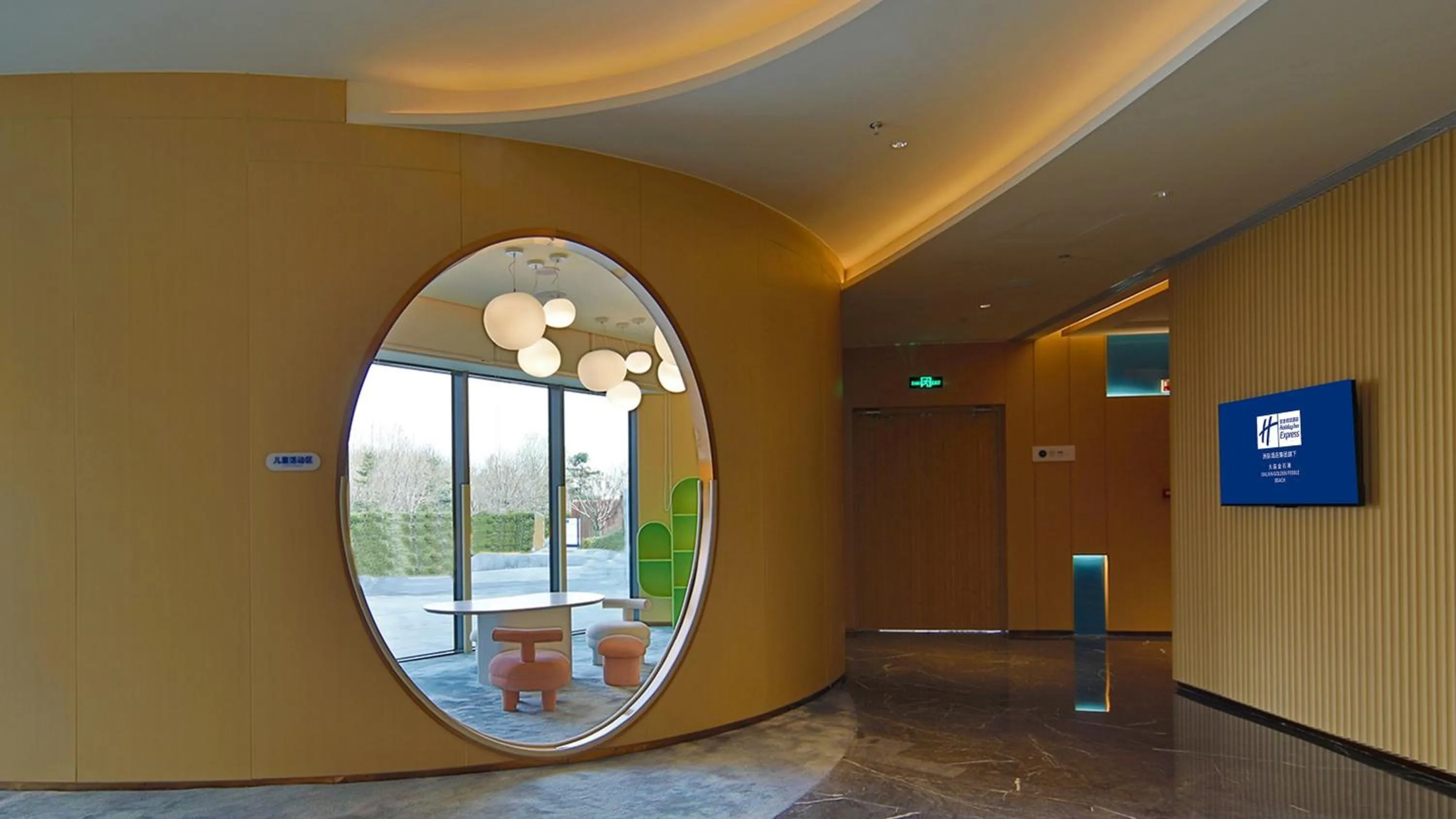 Fitness centre/facilities in Holiday Inn Express Dalian Golden Pebble Beach by IHG