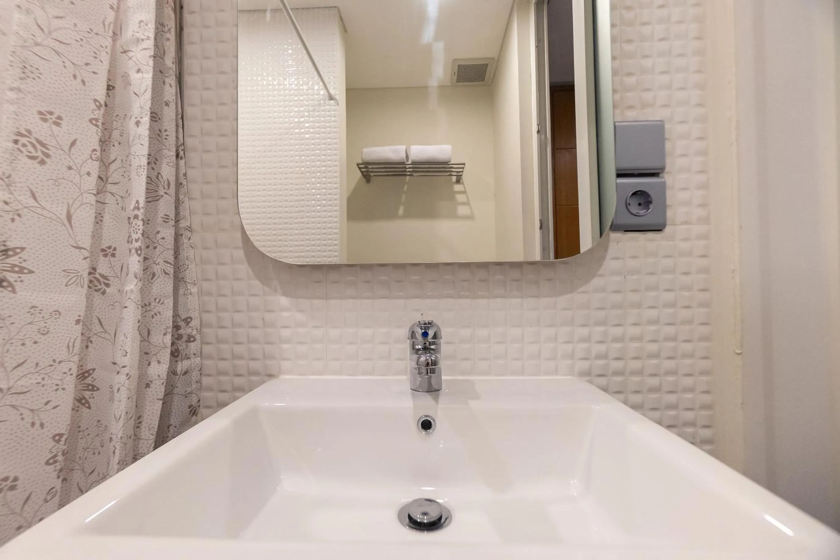 Bathroom in Sarang Comfort