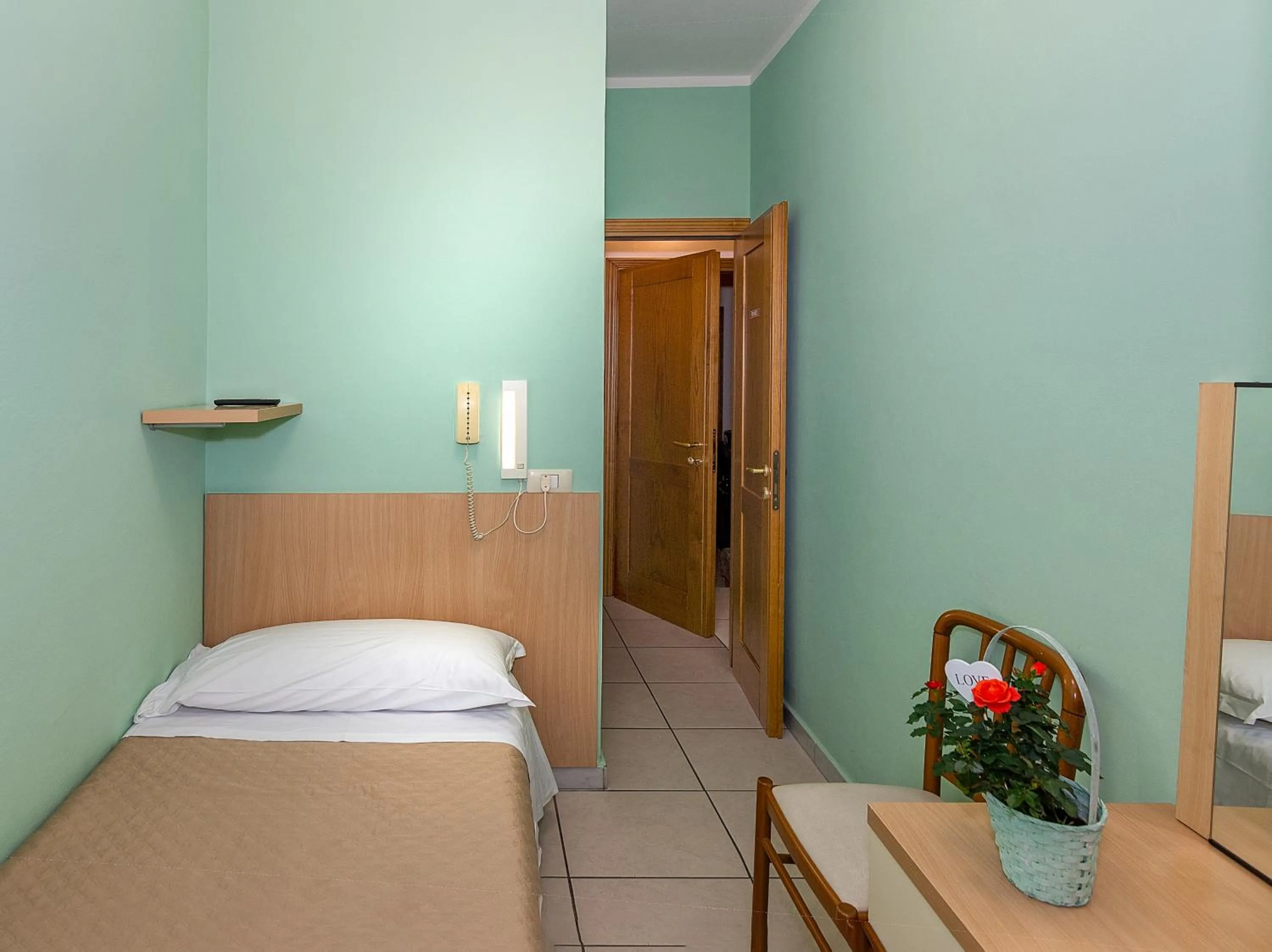 Bed in Hotel Villa Benvenuti