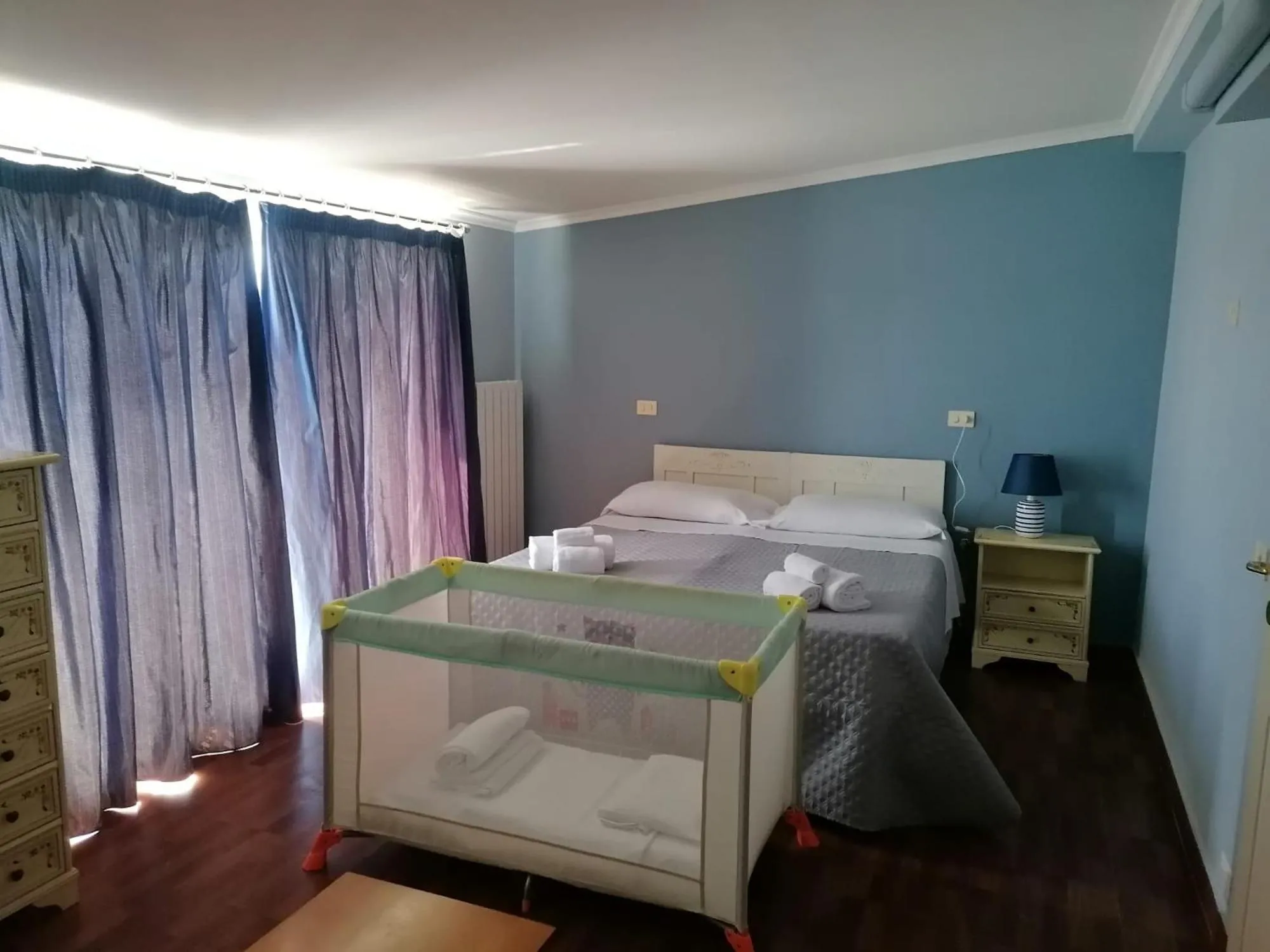 Bed in Hotel Villa Benvenuti