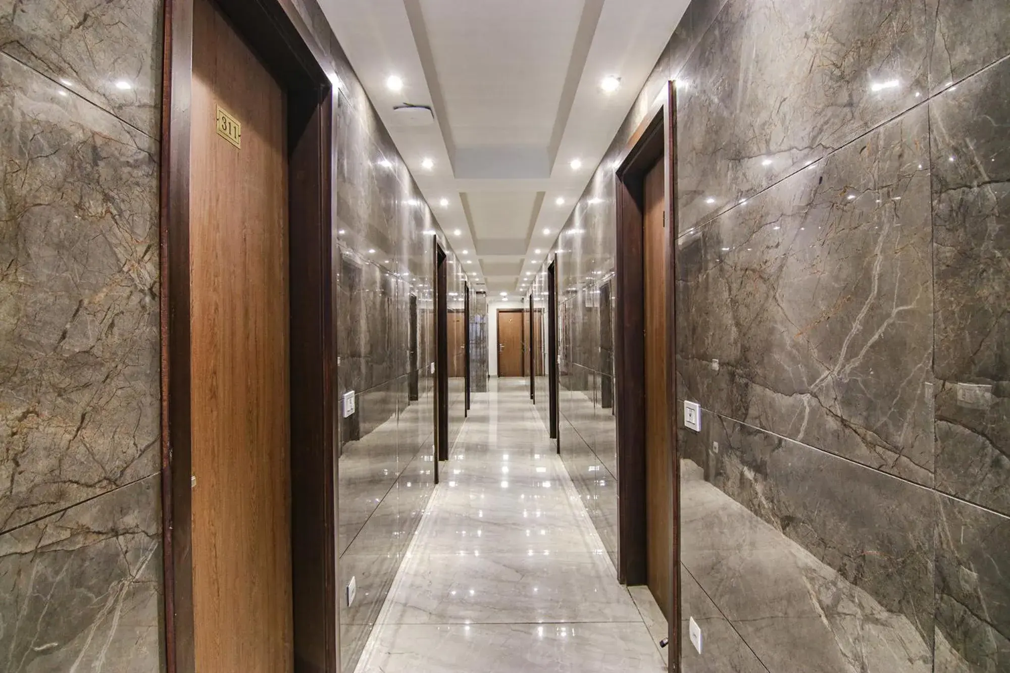 Lobby or reception in FabHotel Moro Rohini Sector 4 Lobby or reception in FabHotel Moro Rohini Sector 4