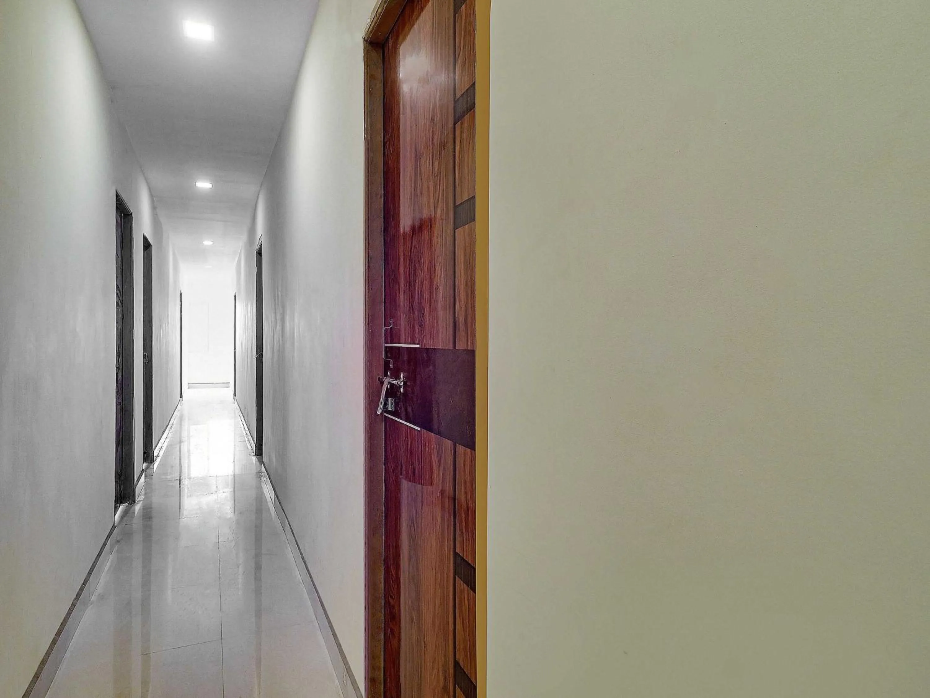 Lobby or reception in Super Hotel O R Square Uppal