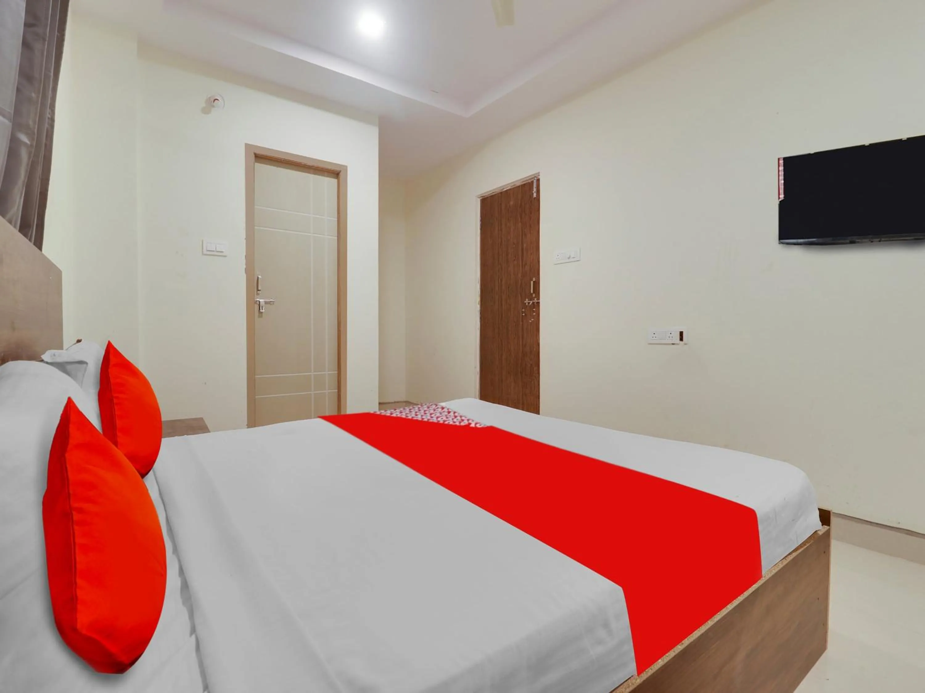 Bedroom, Bed in Super Hotel O R Square Uppal