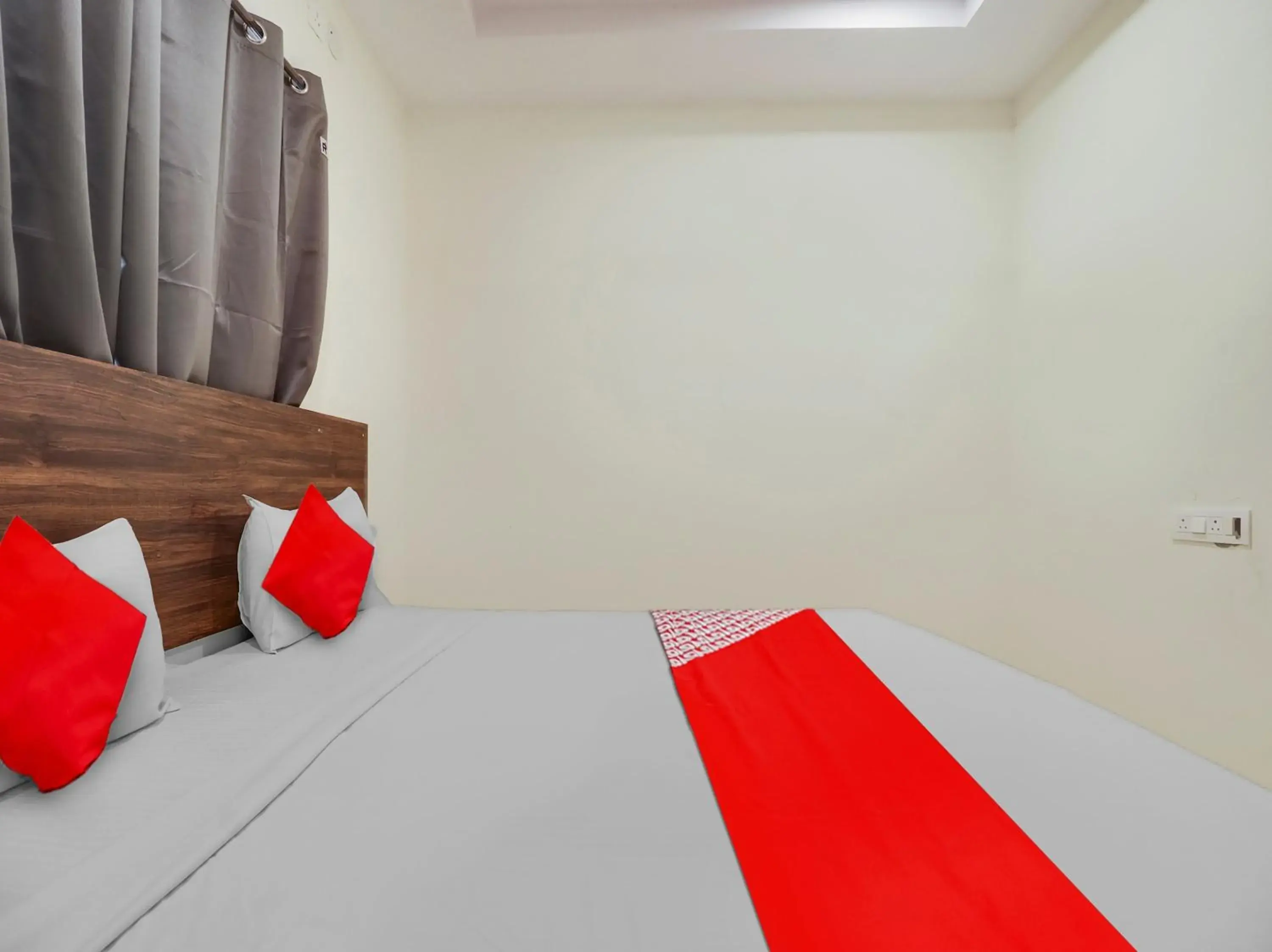 Bedroom, Bed in Super Hotel O R Square Uppal Bedroom, Bed in Super Hotel O R Square Uppal
