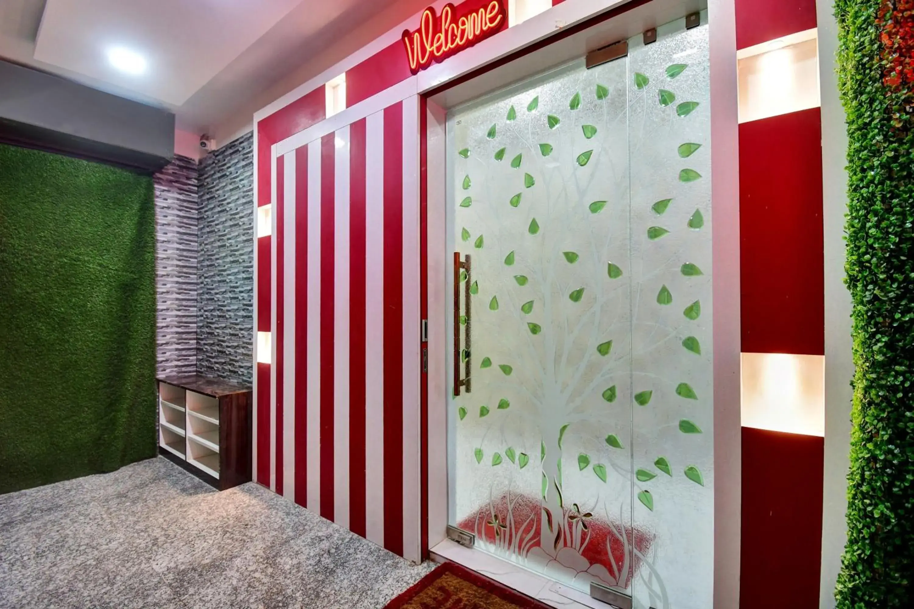 Facade/entrance in Collection O Dalhousie Square Kolkata Formerly G.N Palace Facade/entrance in Collection O Dalhousie Square Kolkata Formerly G.N Palace