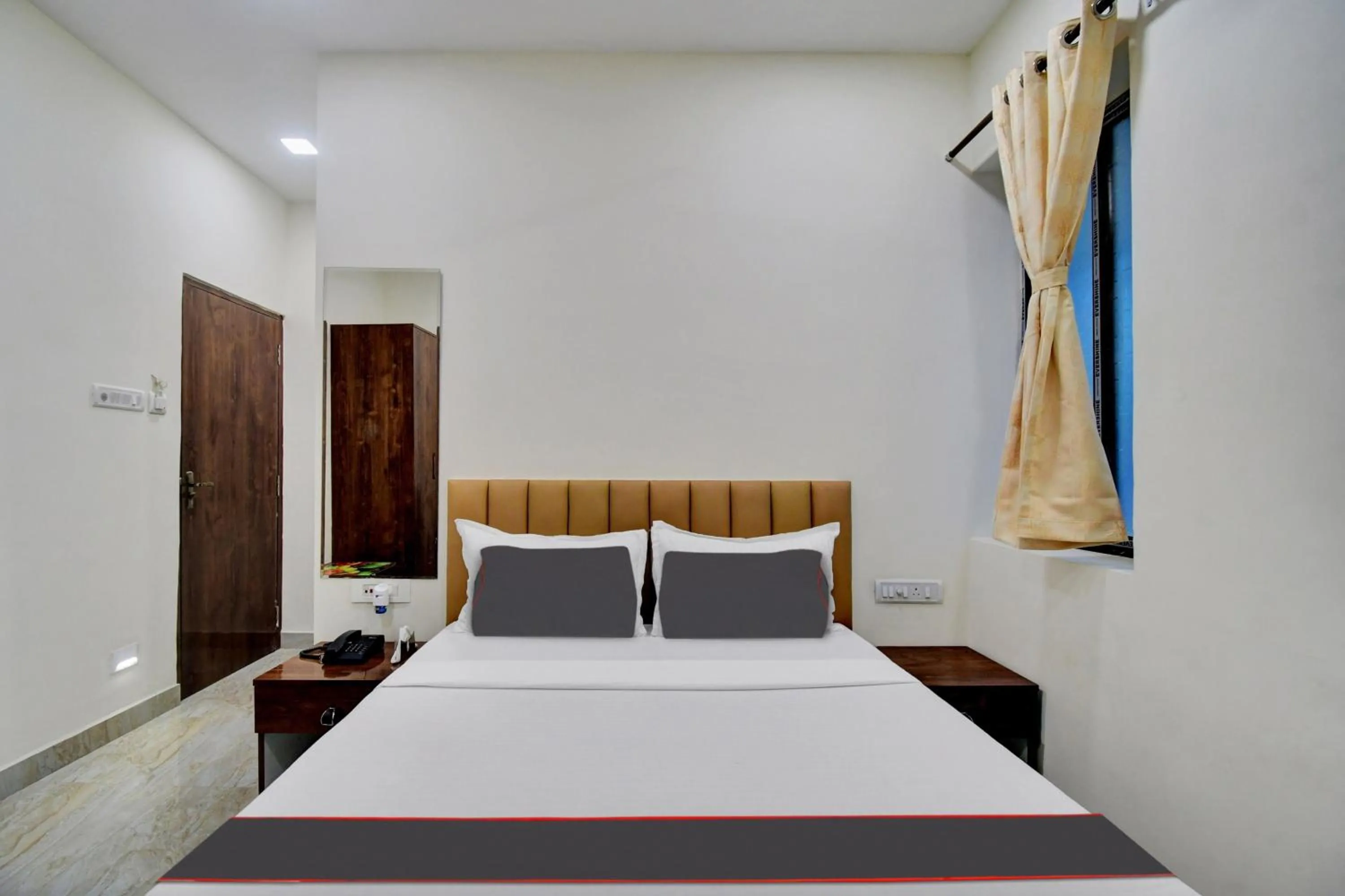 Bedroom, Bed in Collection O Dalhousie Square Kolkata Formerly G.N Palace