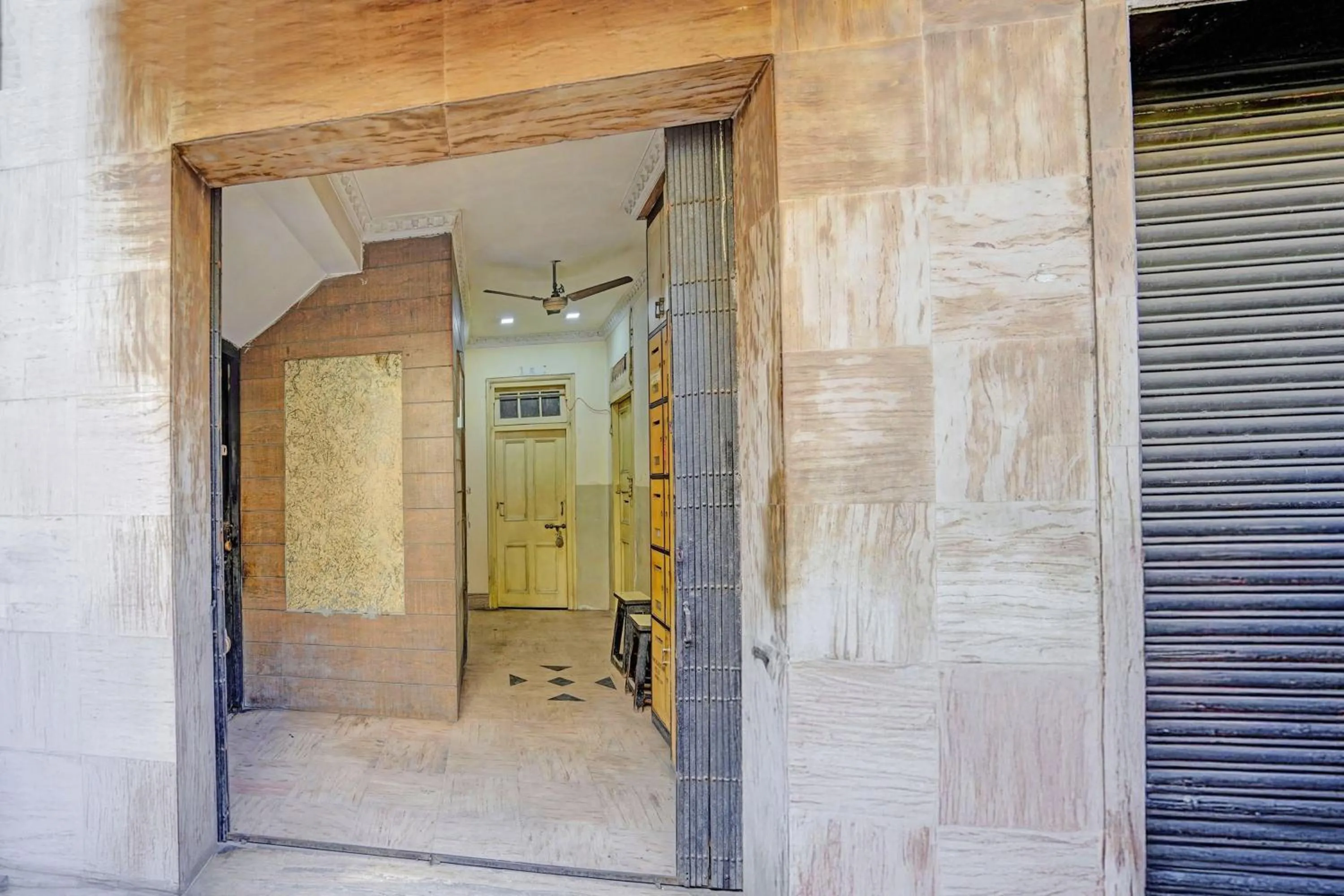 Facade/entrance in Super Collection O Dalhousie Square Kolkata Formerly G.N Palace