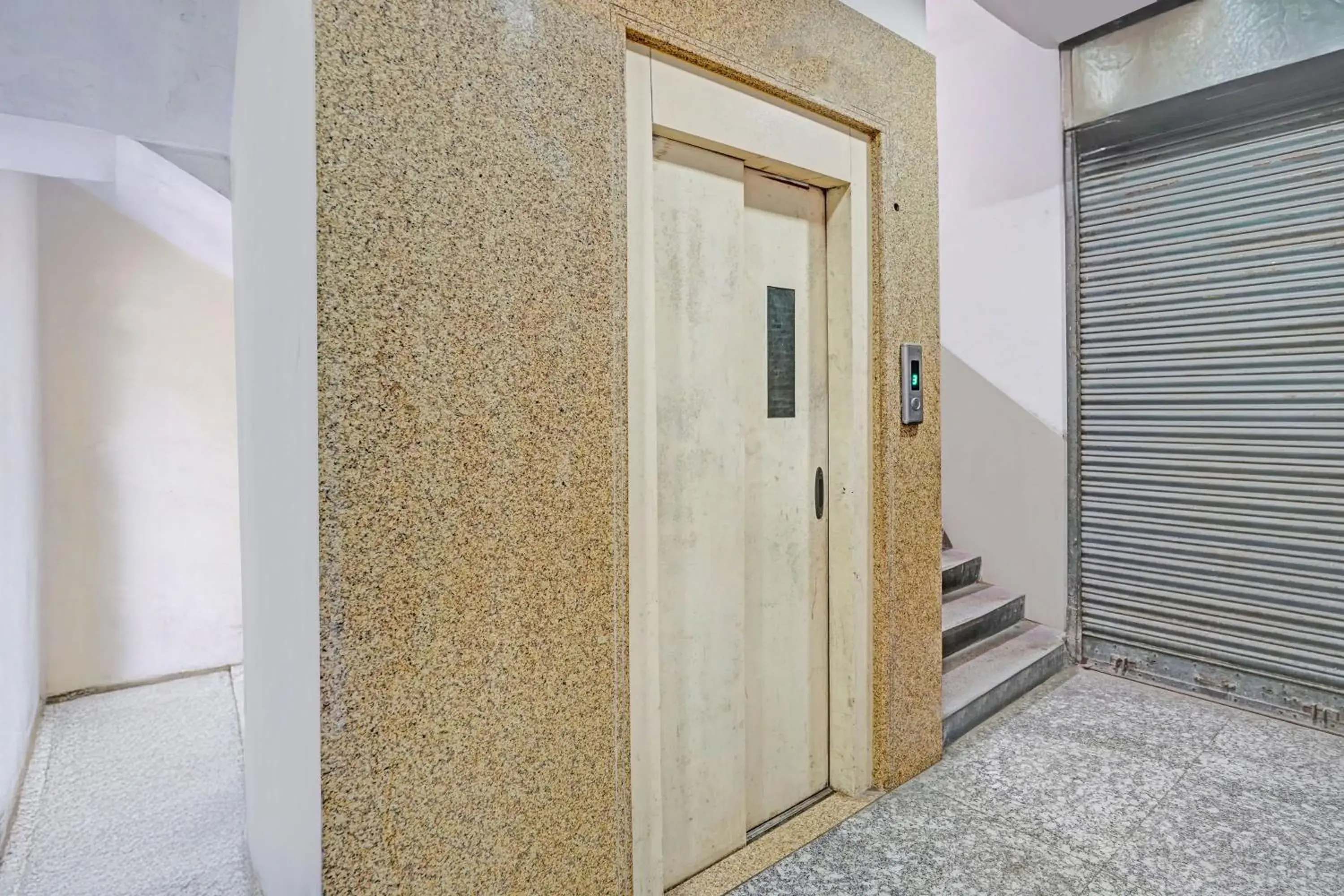 Lobby or reception in Super Collection O Dalhousie Square Kolkata Formerly G.N Palace Lobby or reception in Super Collection O Dalhousie Square Kolkata Formerly G.N Palace