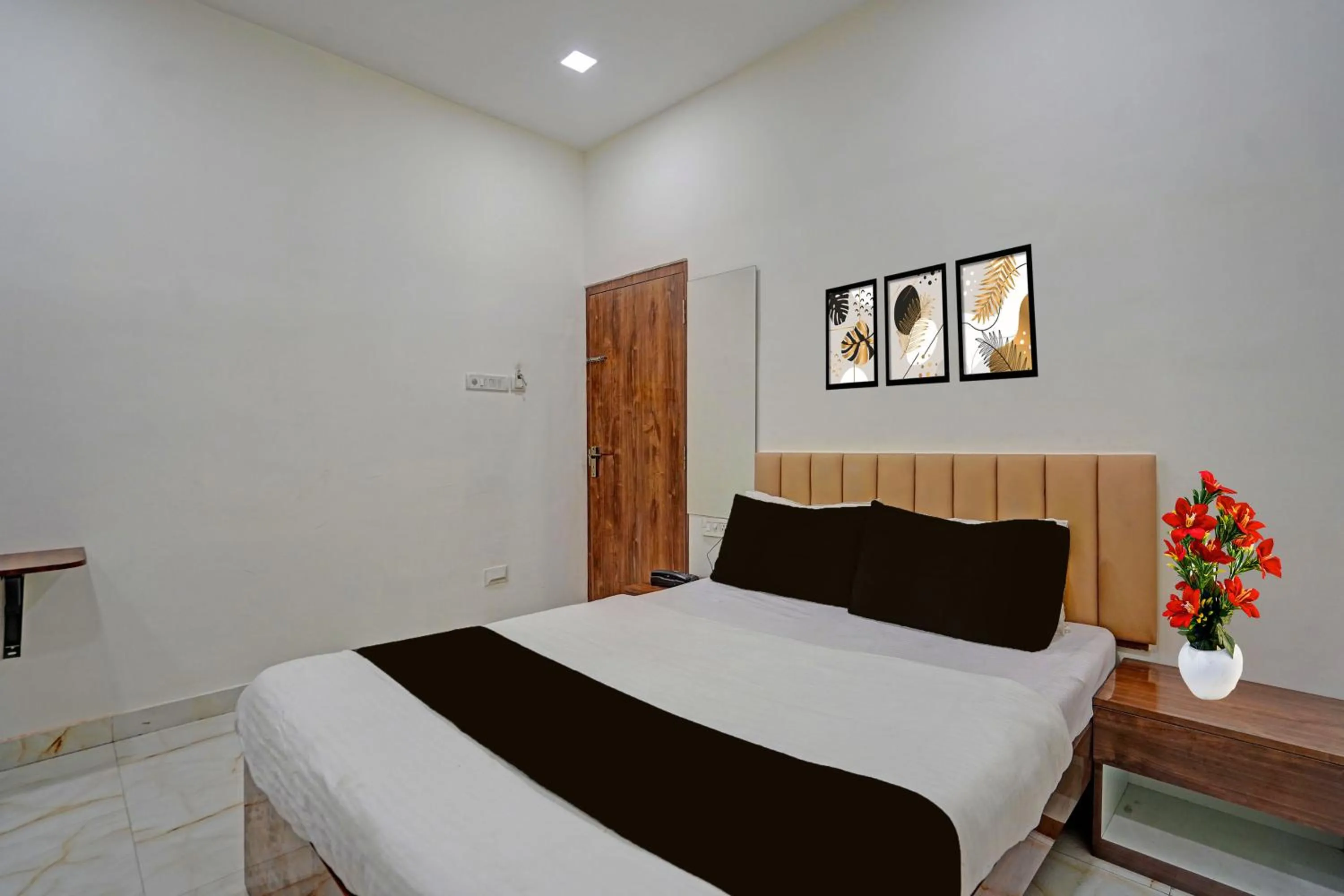 Bedroom, Bed in Collection O Dalhousie Square Kolkata Formerly G.N Palace