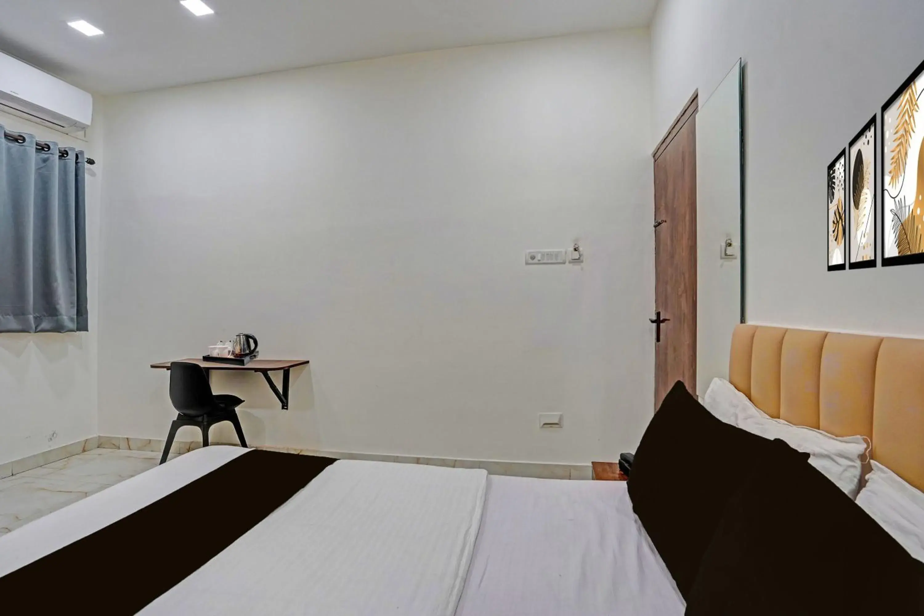 Bedroom, Bed in Collection O Dalhousie Square Kolkata Formerly G.N Palace Bedroom, Bed in Collection O Dalhousie Square Kolkata Formerly G.N Palace