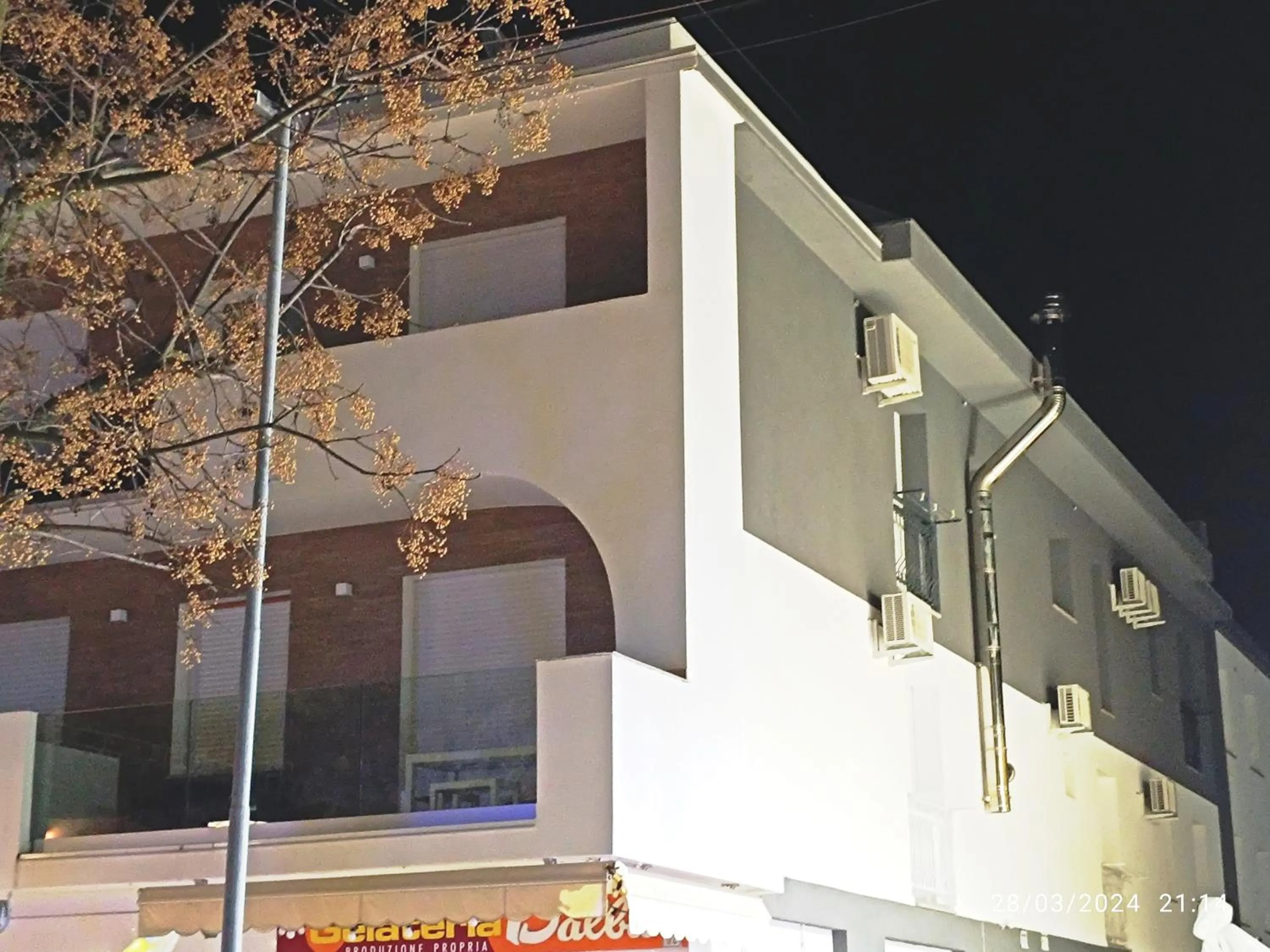 Property building in Residenza delle Nazioni