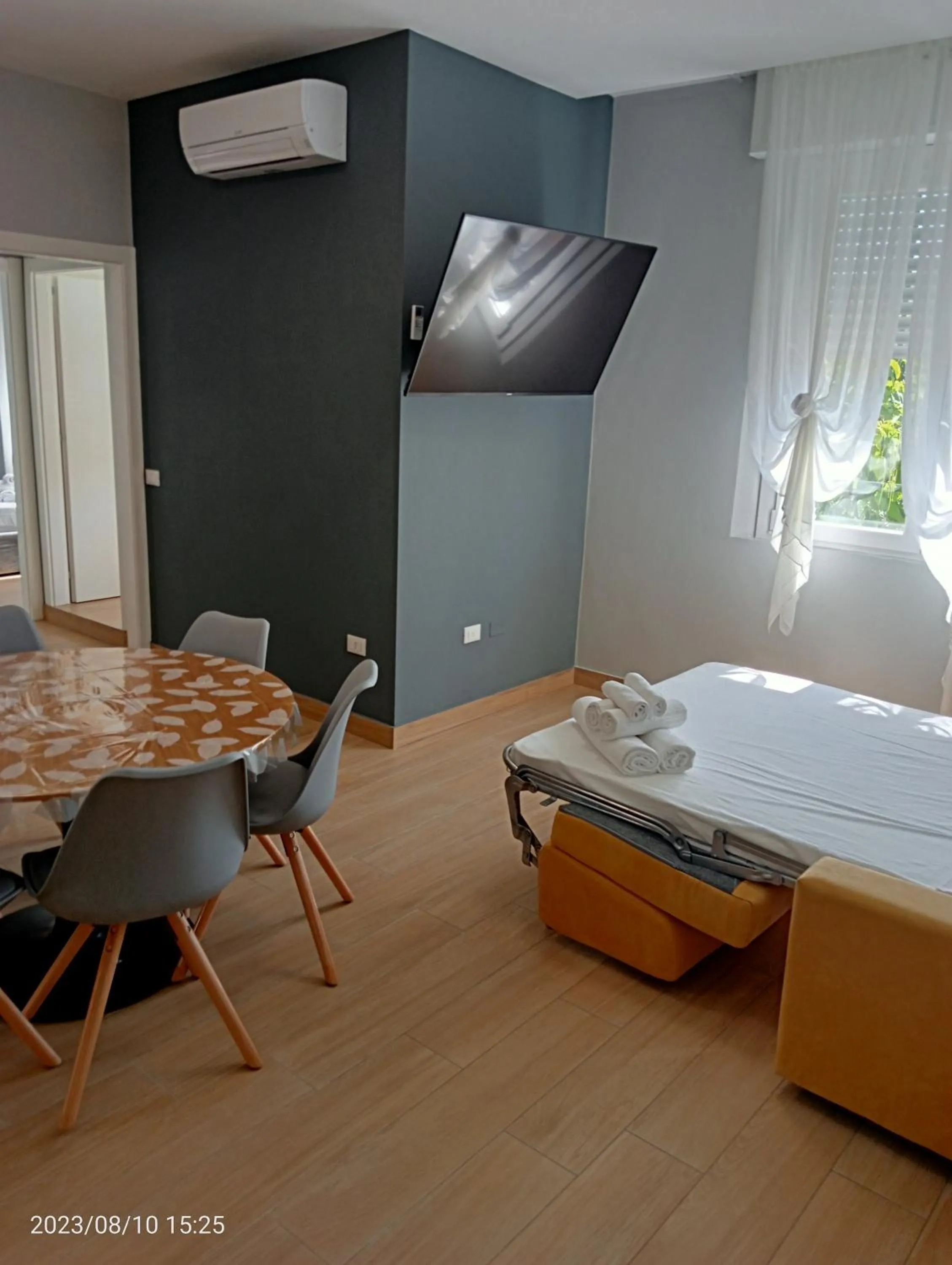 Communal lounge/ TV room, Bed in Residenza delle Nazioni