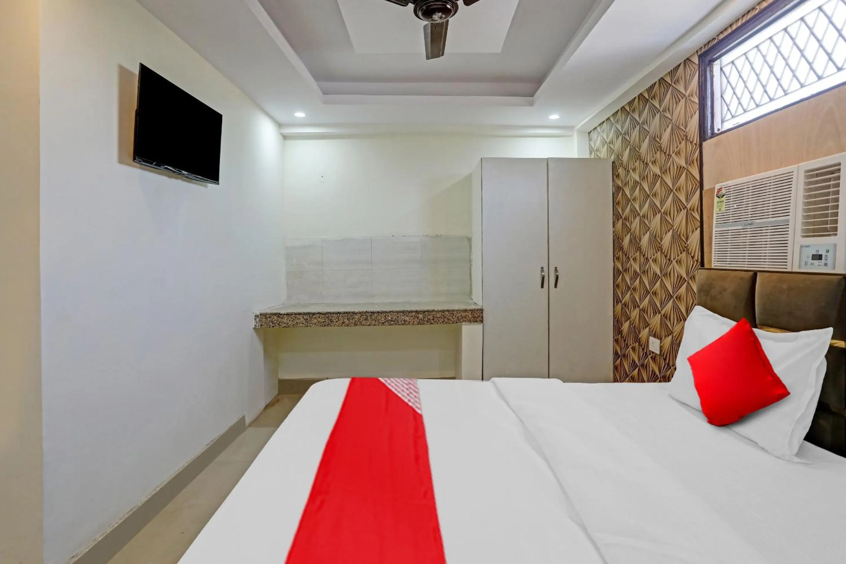 Bedroom, Bed in Hotel O JAI SHREE HOTEL