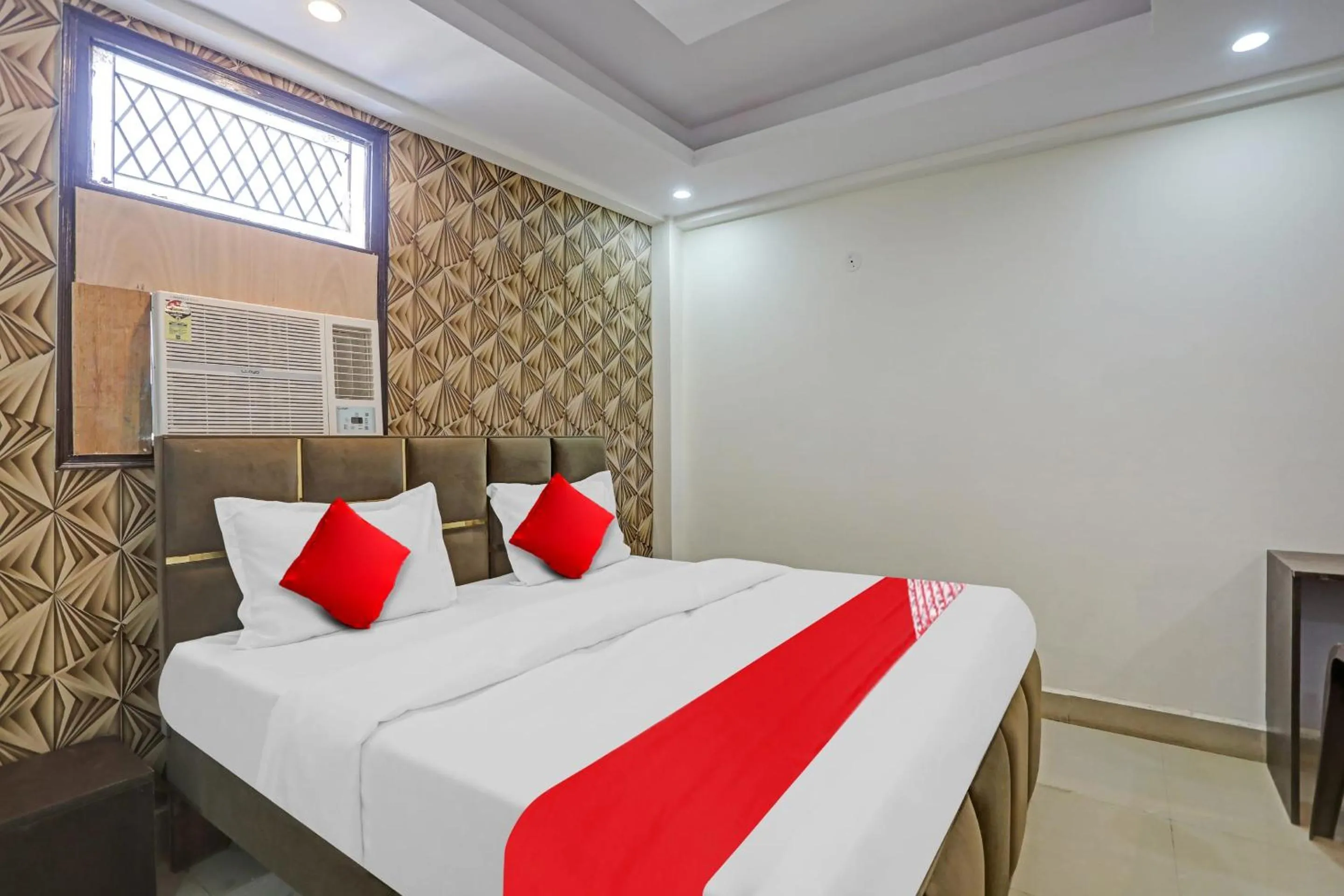 Bedroom, Bed in Hotel O JAI SHREE HOTEL