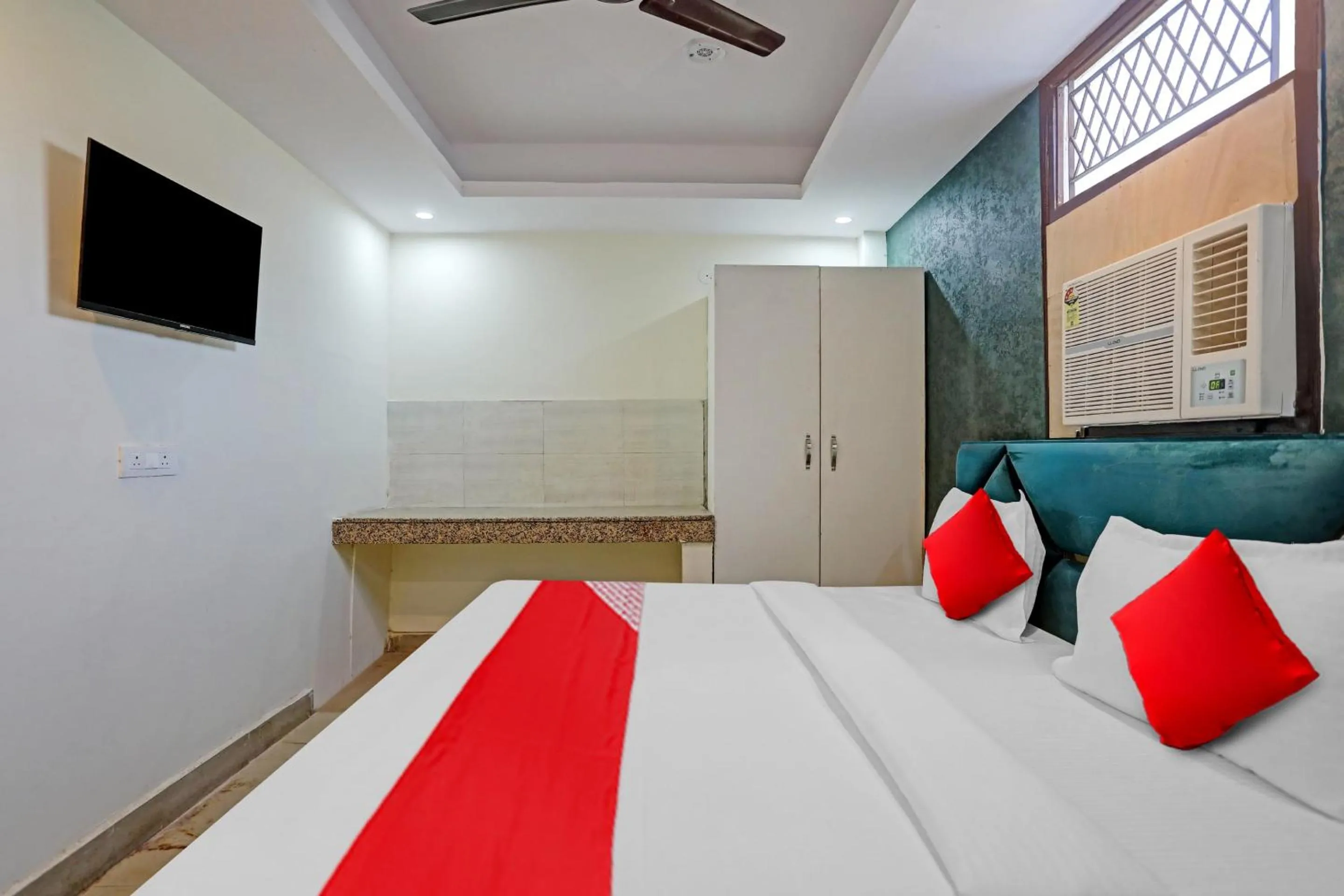 Bedroom, Bed in Hotel O JAI SHREE HOTEL